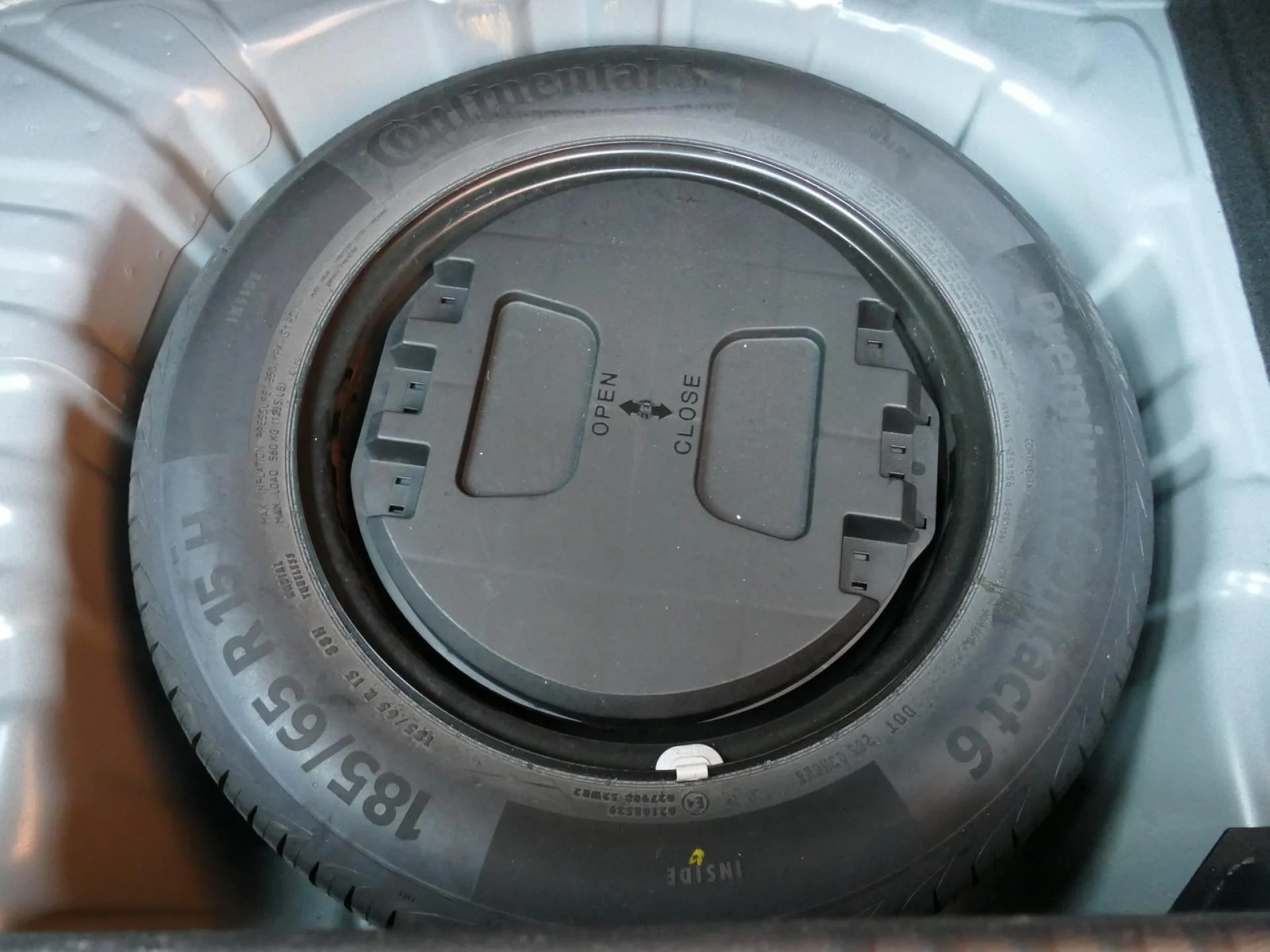 RENAULT CLIO - Miniature 25 sur 32 - Cliquer pour voir cette photo