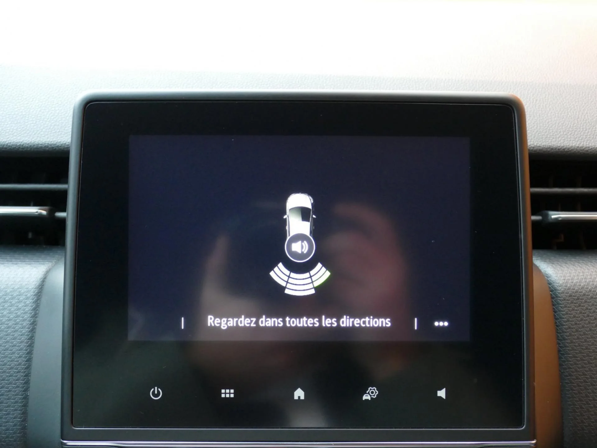 RENAULT CLIO - Miniature 10 sur 32 - Cliquer pour voir cette photo