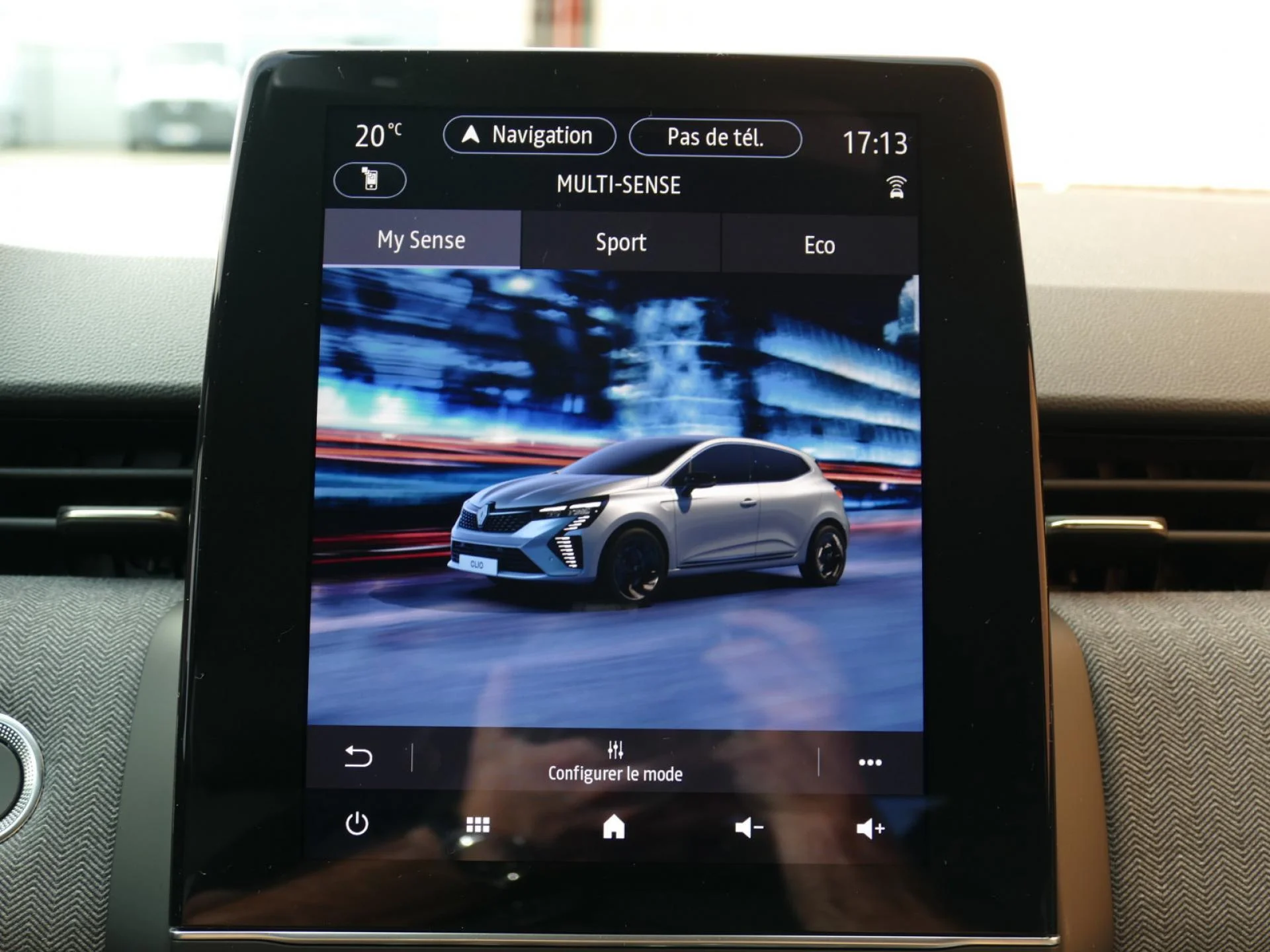 RENAULT CLIO - Miniature 12 sur 32 - Cliquer pour voir cette photo