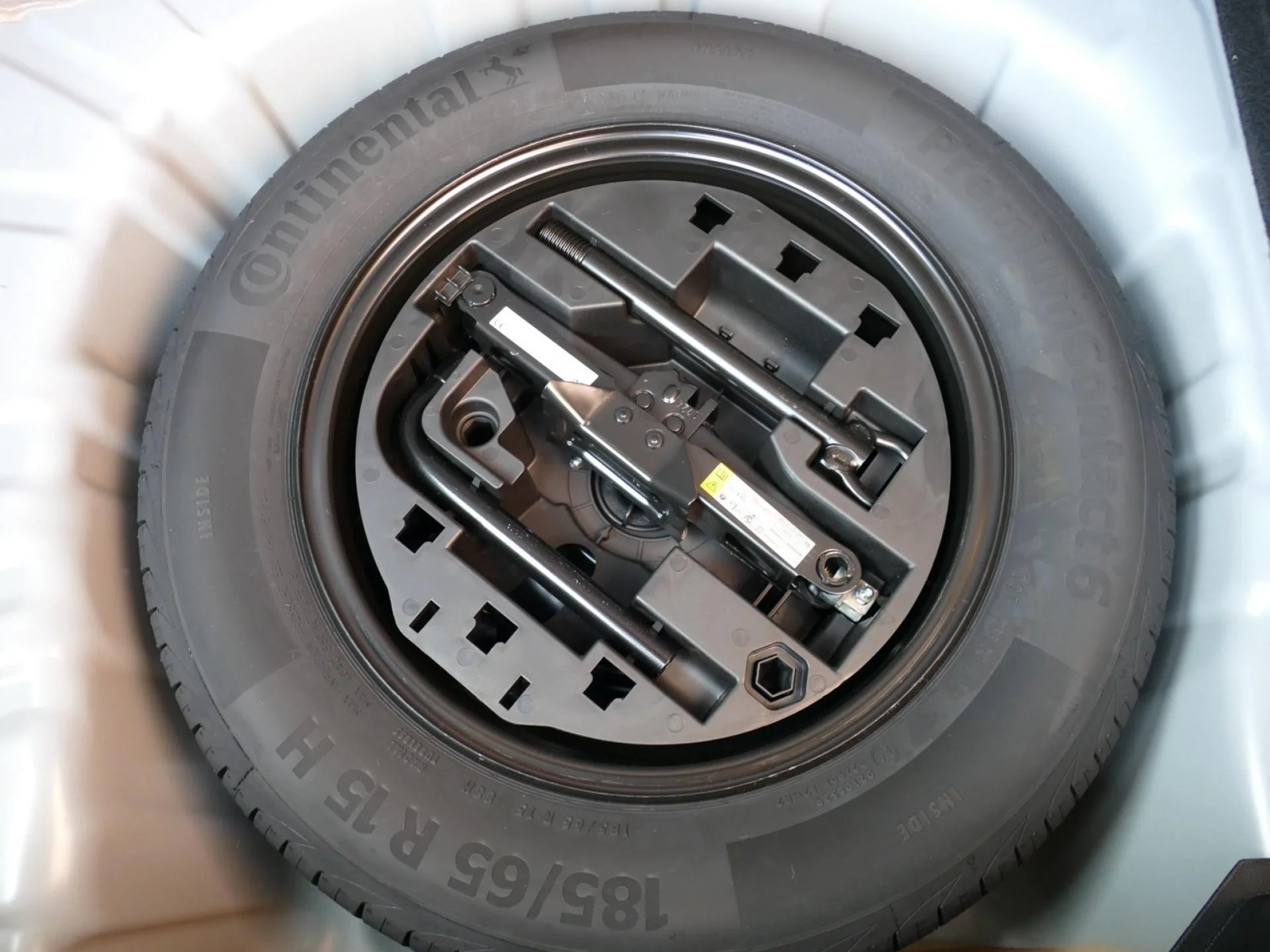 RENAULT CLIO - Miniature 27 sur 32 - Cliquer pour voir cette photo