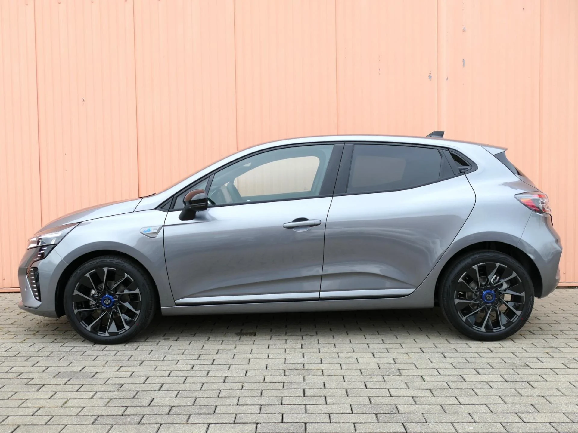 RENAULT CLIO - Miniature 4 sur 35 - Cliquer pour voir cette photo