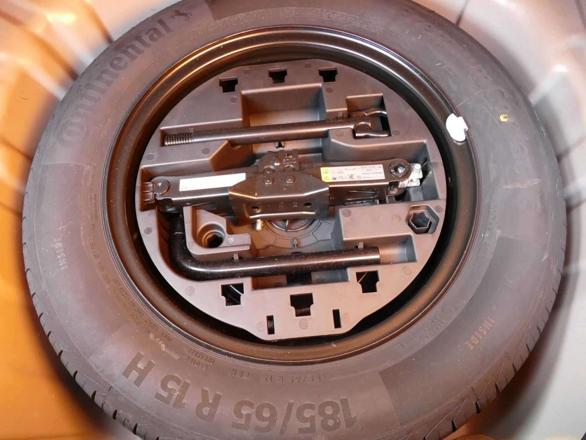 RENAULT CLIO - Miniature 28 sur 33 - Cliquer pour voir cette photo
