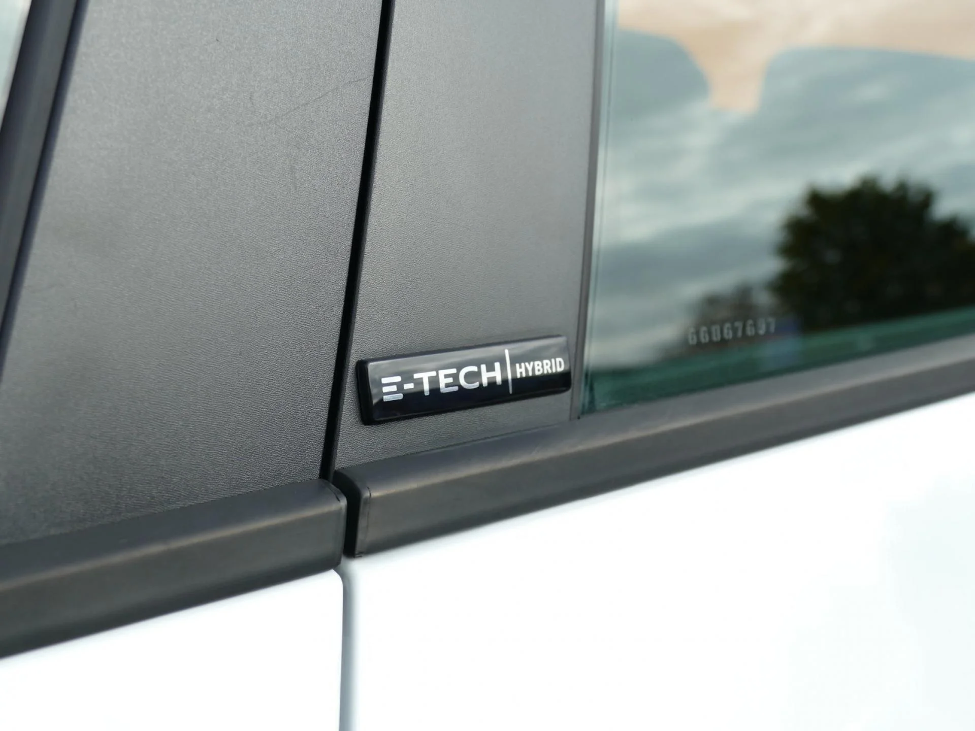 RENAULT CLIO - Miniature 24 sur 31 - Cliquer pour voir cette photo