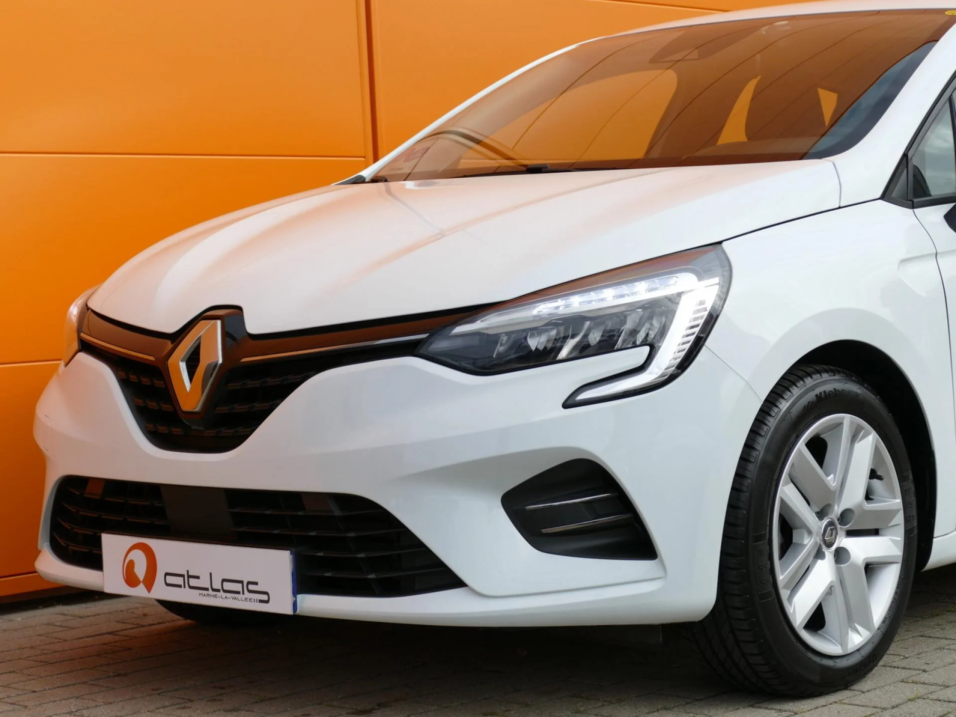 RENAULT CLIO - Miniature 27 sur 31 - Cliquer pour voir cette photo