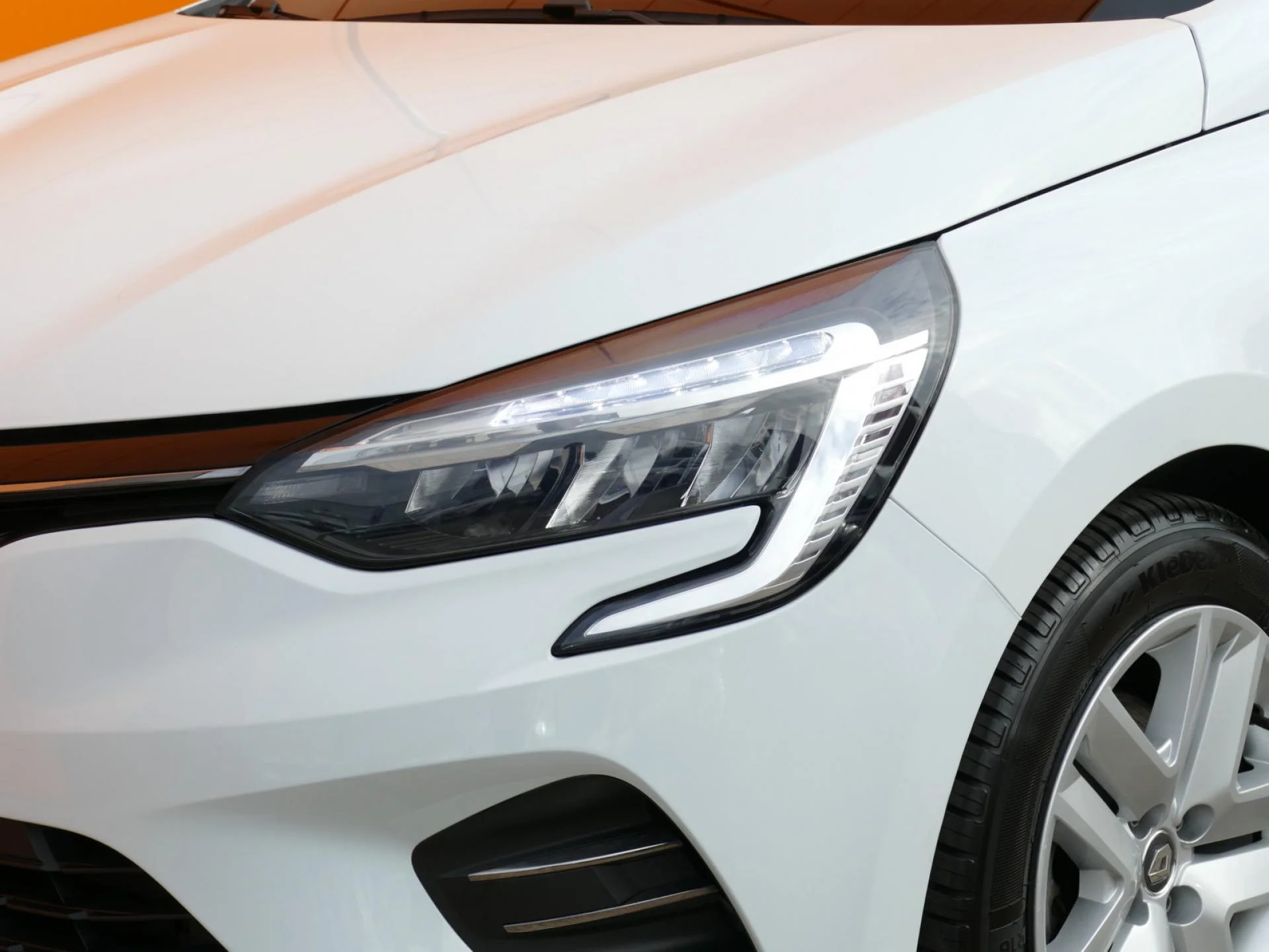 RENAULT CLIO - Miniature 26 sur 31 - Cliquer pour voir cette photo