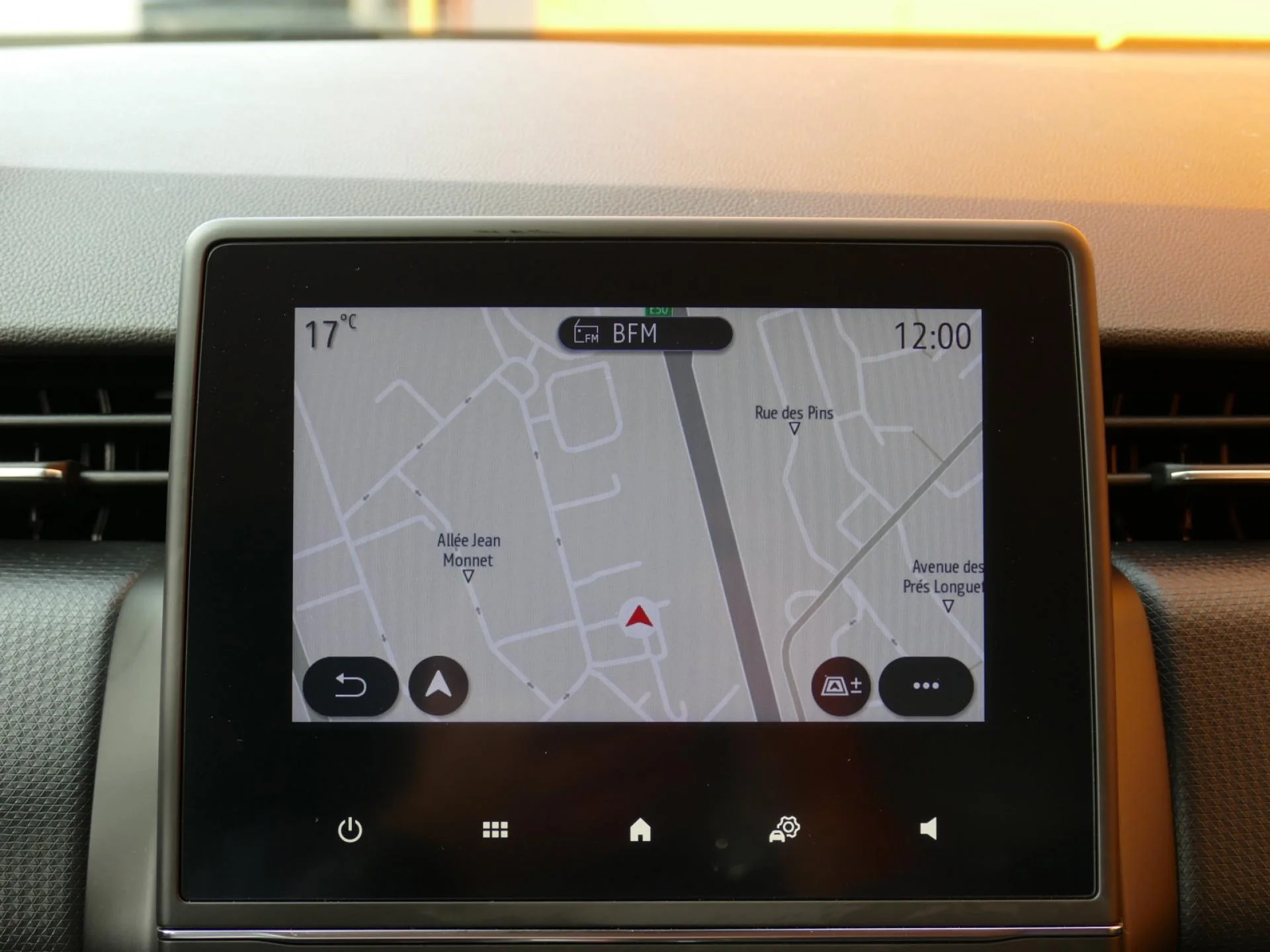 RENAULT CLIO - Miniature 9 sur 31 - Cliquer pour voir cette photo