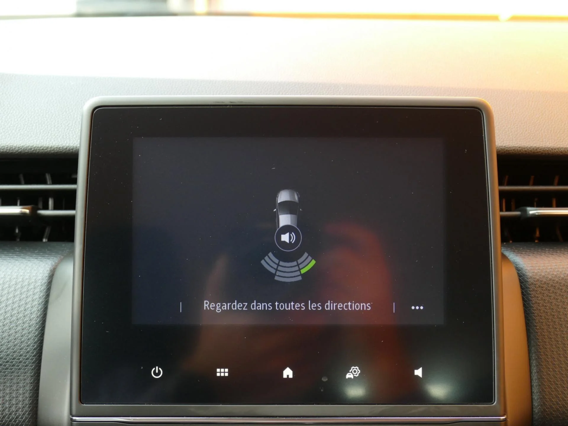 RENAULT CLIO - Miniature 10 sur 31 - Cliquer pour voir cette photo