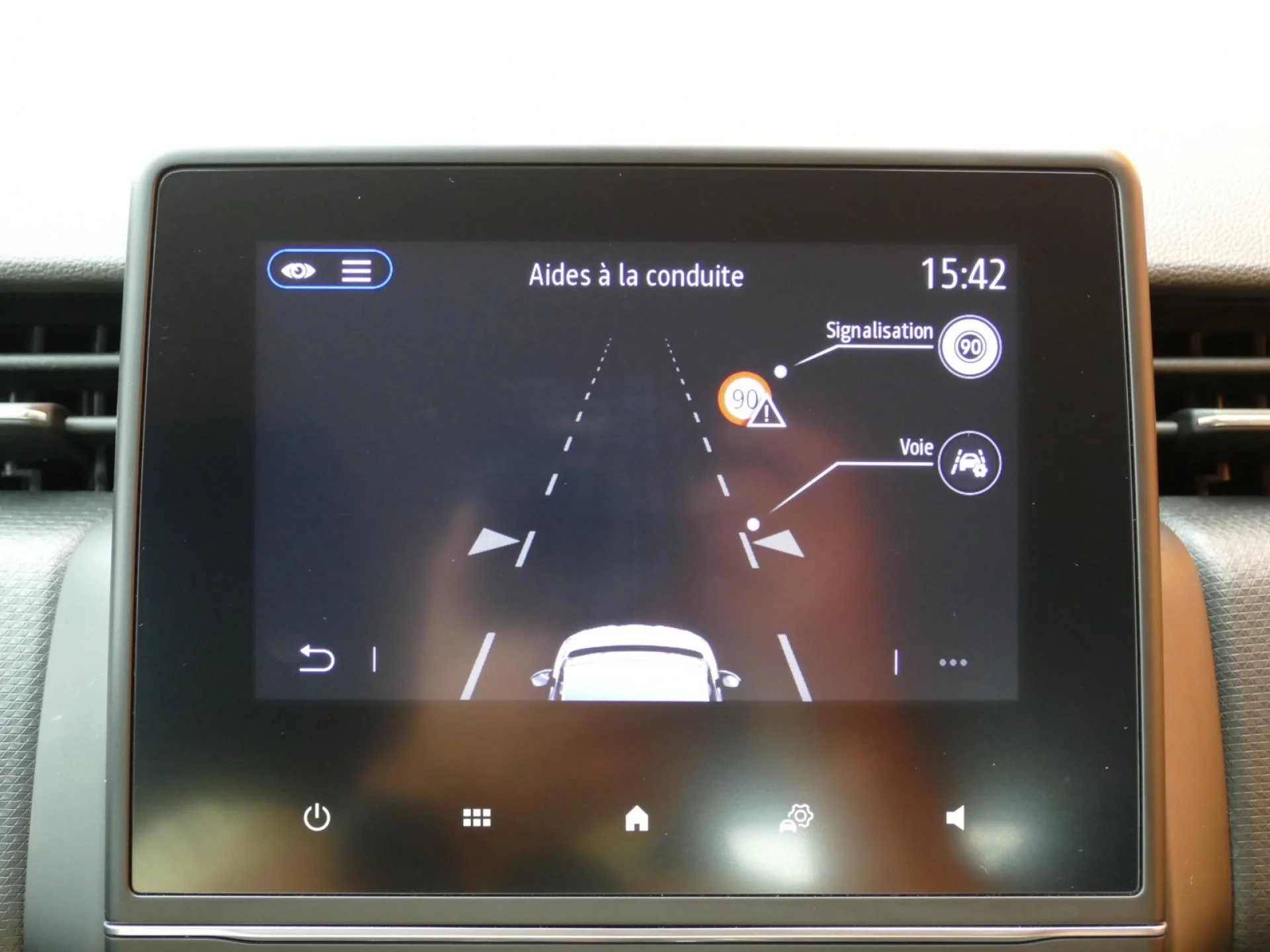 RENAULT CLIO - Miniature 11 sur 32 - Cliquer pour voir cette photo