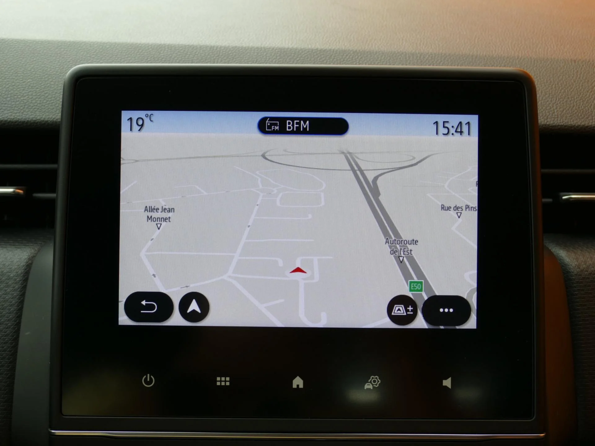 RENAULT CLIO - Miniature 9 sur 32 - Cliquer pour voir cette photo