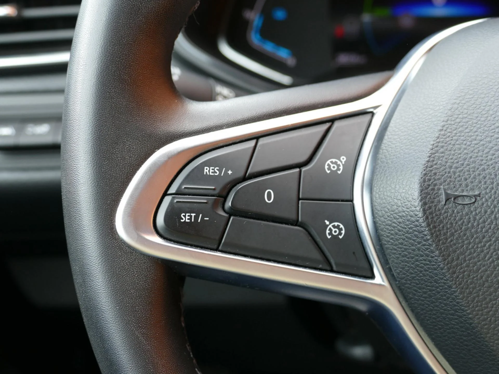 RENAULT CLIO - Miniature 17 sur 32 - Cliquer pour voir cette photo