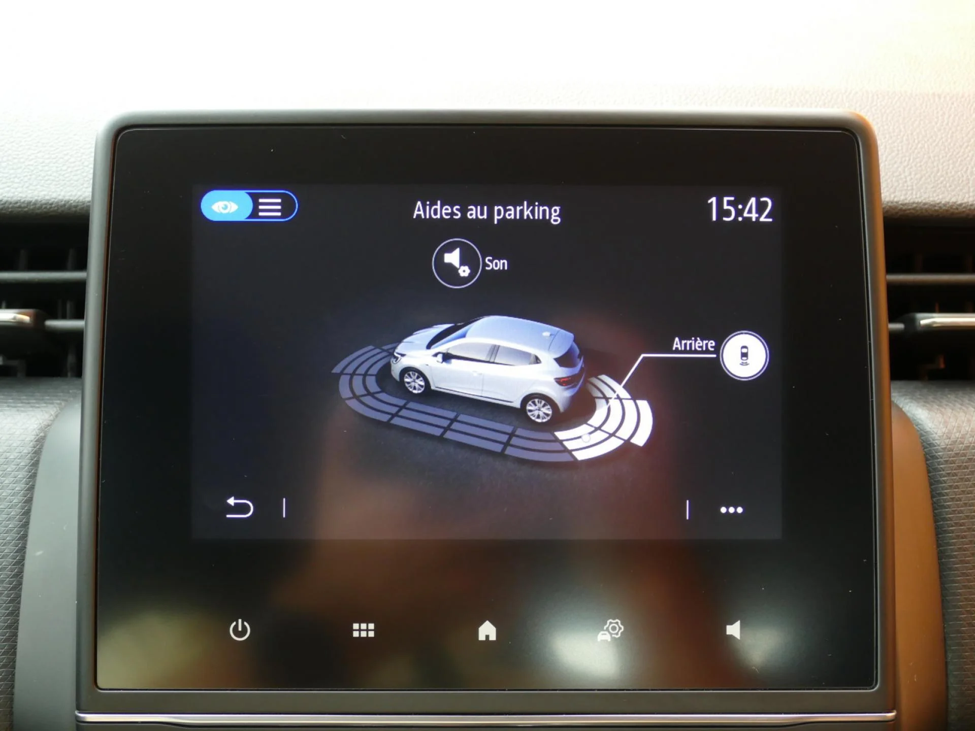 RENAULT CLIO - Miniature 12 sur 32 - Cliquer pour voir cette photo