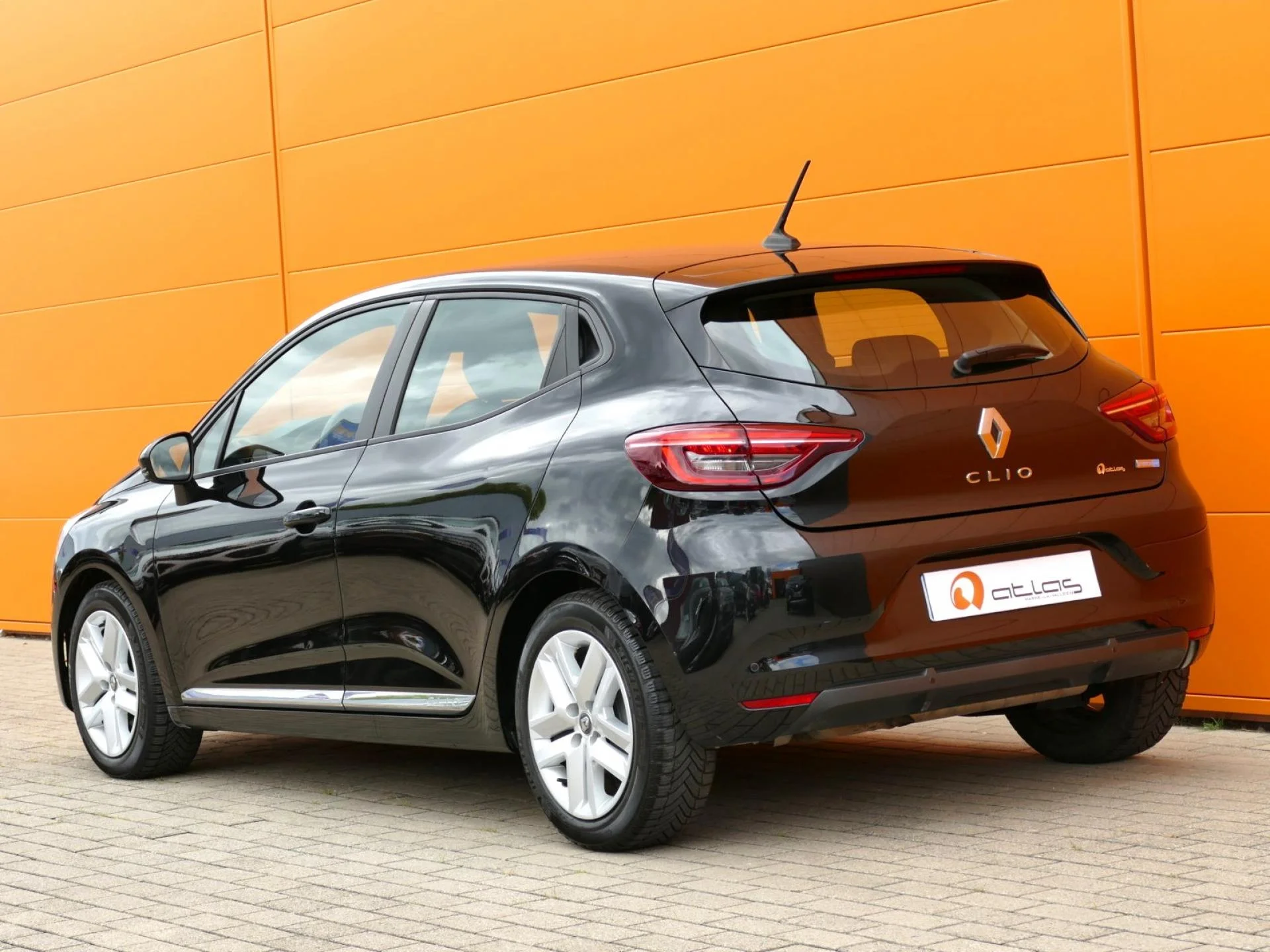 RENAULT CLIO - Miniature 4 sur 32 - Cliquer pour voir cette photo