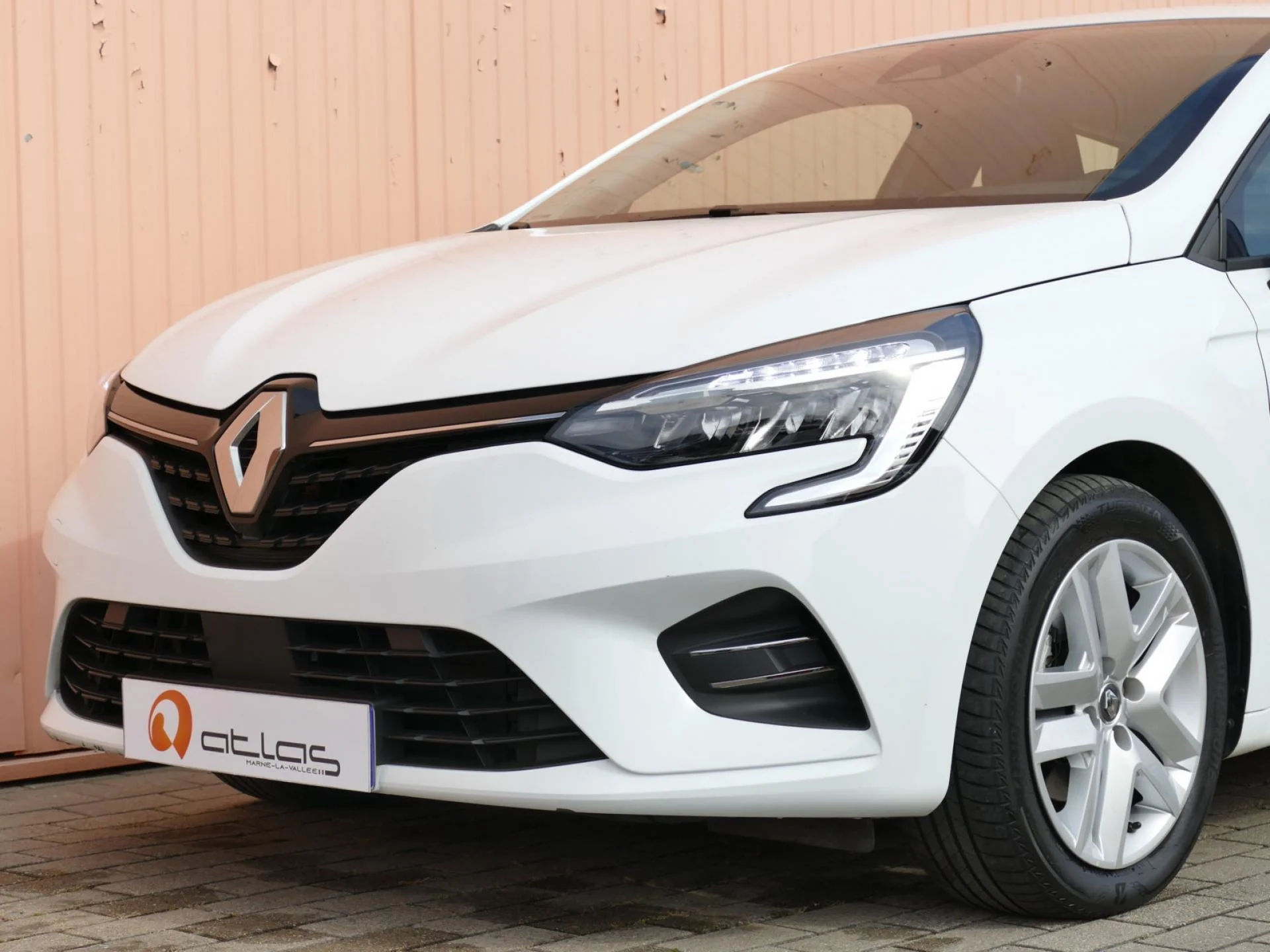 RENAULT CLIO - Miniature 25 sur 31 - Cliquer pour voir cette photo