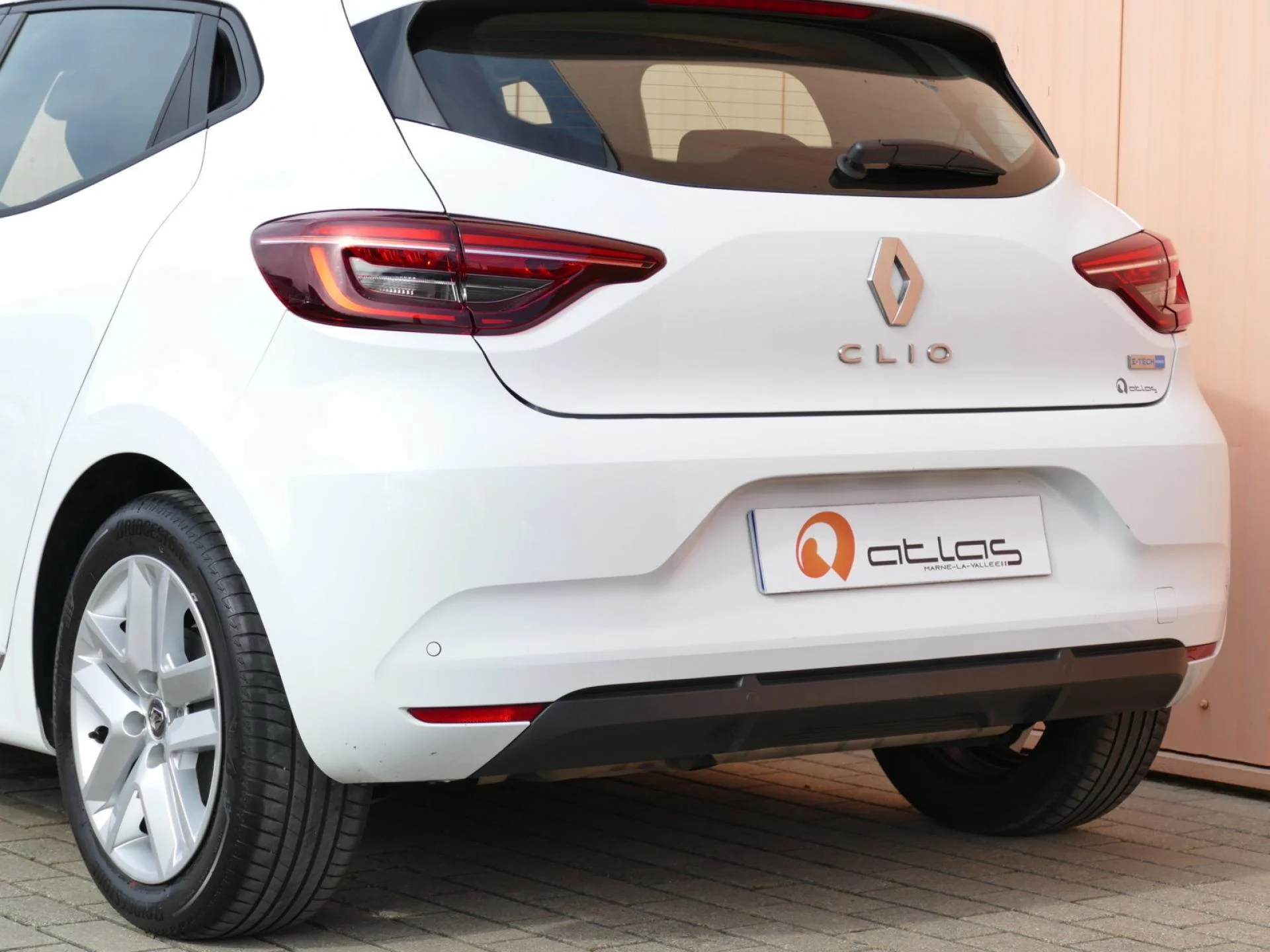 RENAULT CLIO - Miniature 27 sur 31 - Cliquer pour voir cette photo