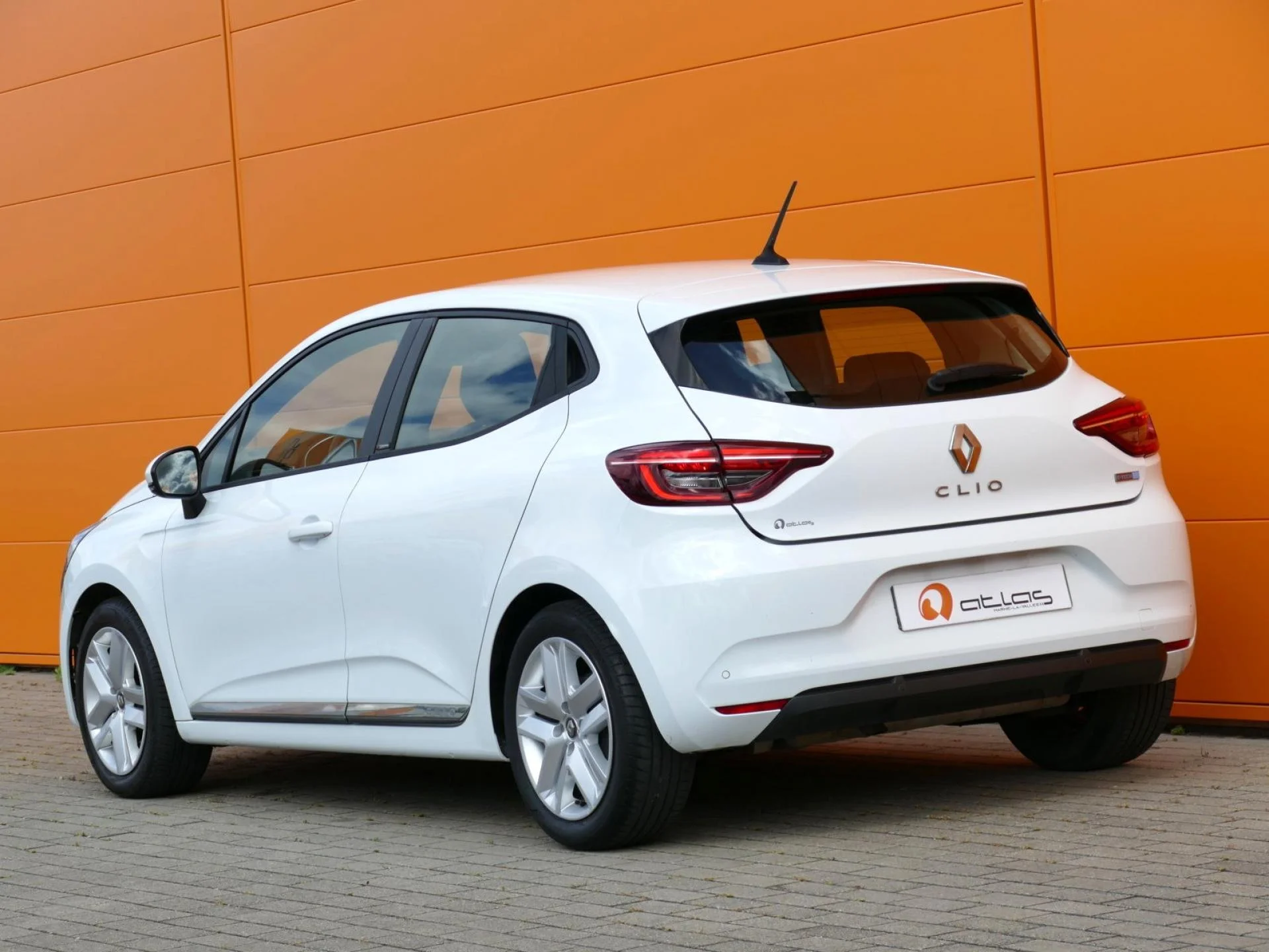 RENAULT CLIO - Miniature 4 sur 31 - Cliquer pour voir cette photo