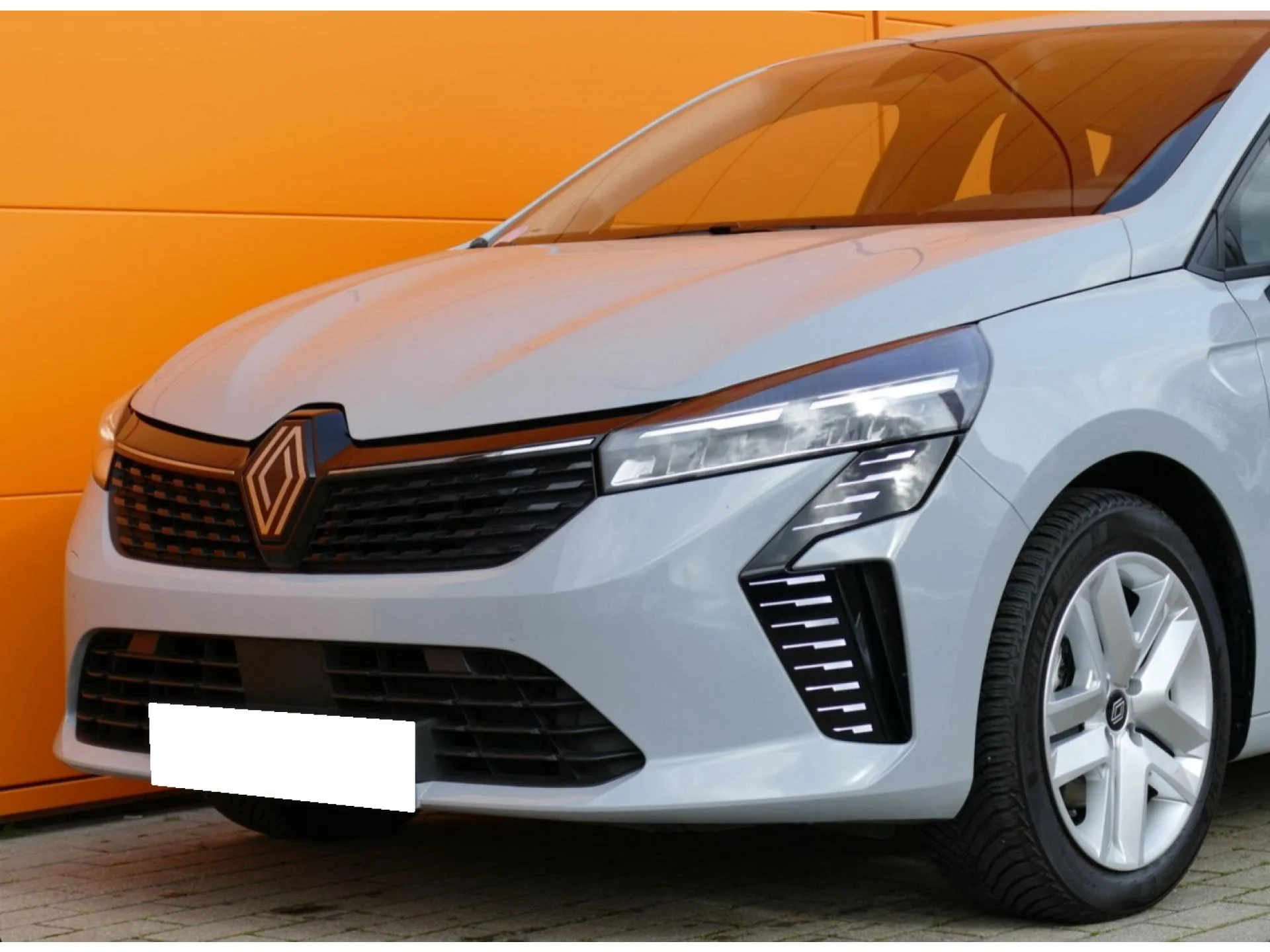 RENAULT CLIO - Miniature 26 sur 32 - Cliquer pour voir cette photo