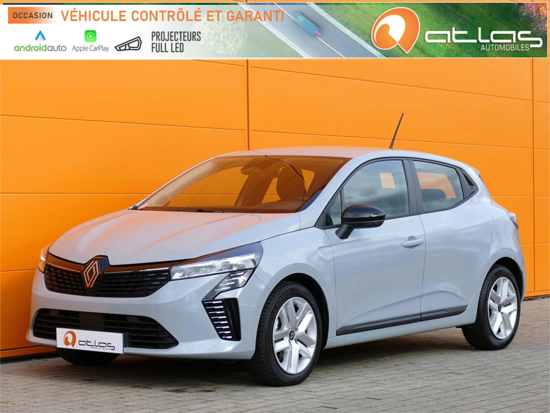 RENAULT CLIO - Miniature 2 sur 31 - Cliquer pour voir cette photo