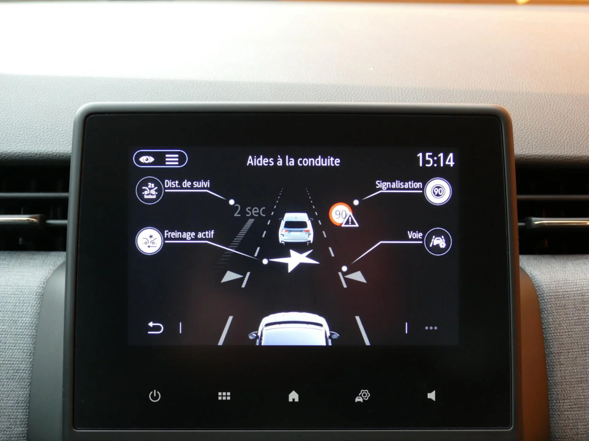 RENAULT CLIO - Miniature 11 sur 31 - Cliquer pour voir cette photo