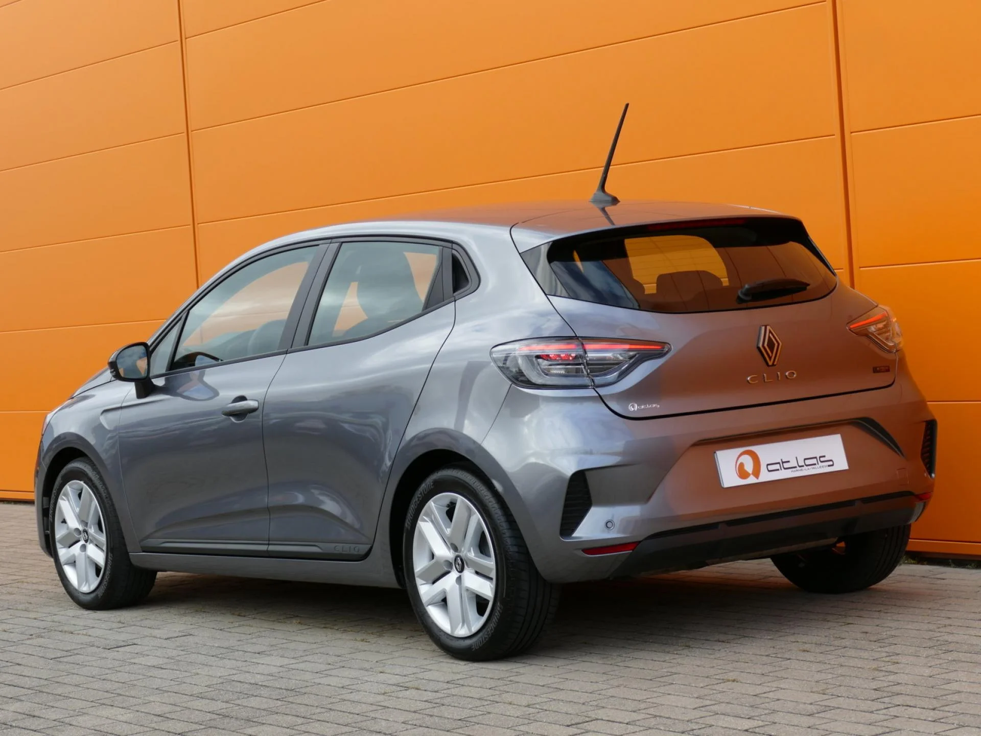 RENAULT CLIO - Miniature 4 sur 31 - Cliquer pour voir cette photo