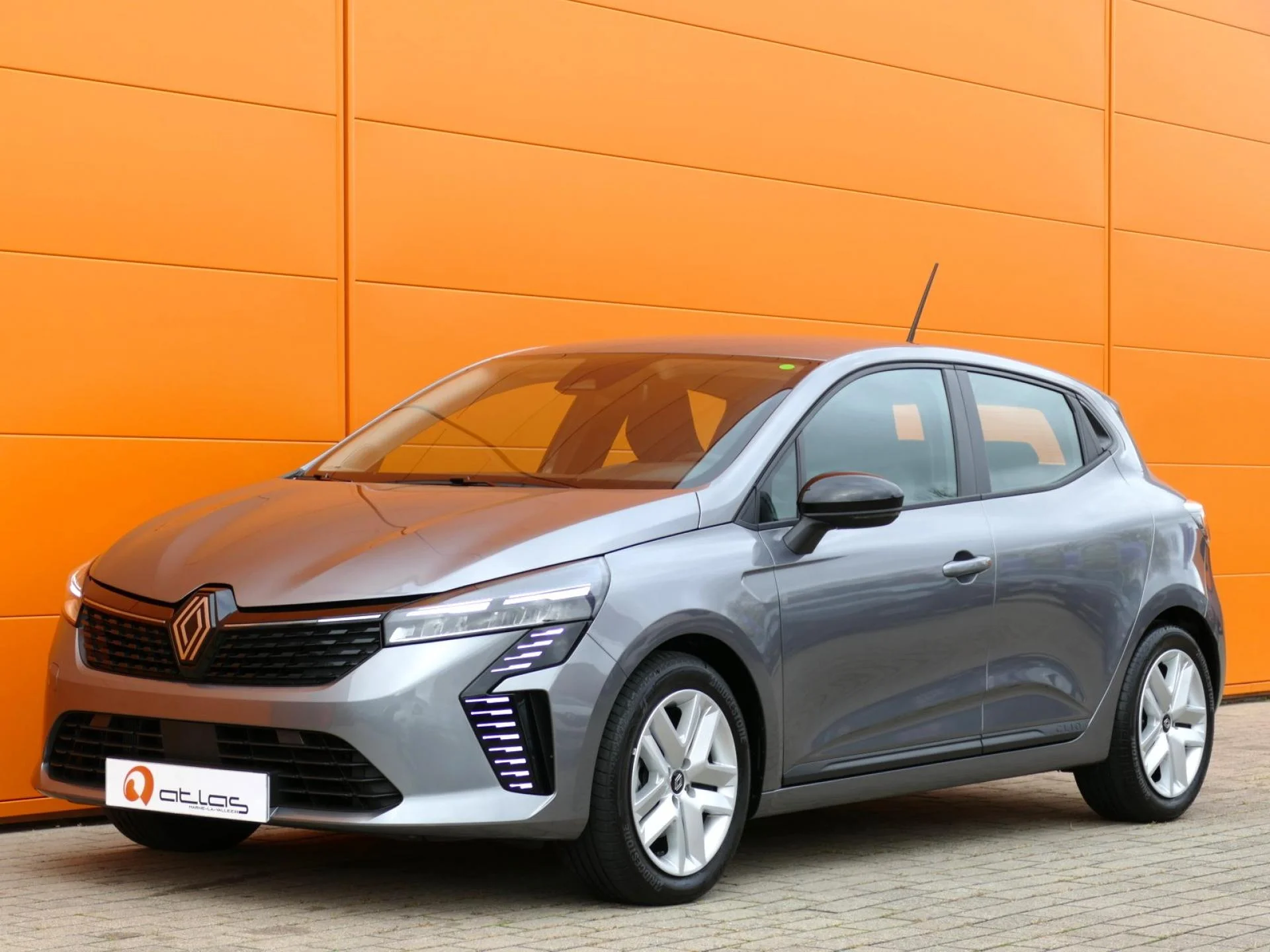 RENAULT CLIO - Miniature 31 sur 31 - Cliquer pour voir cette photo