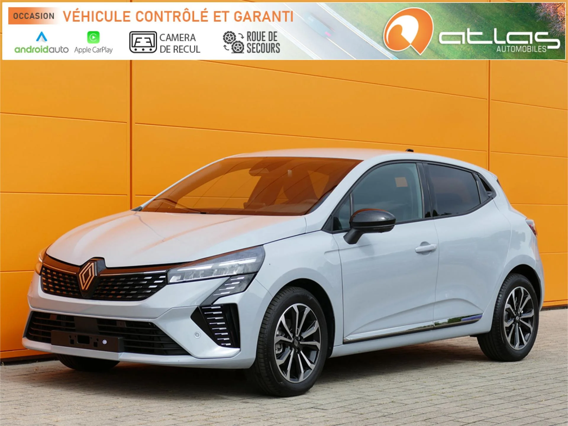 RENAULT CLIO - Miniature 2 sur 31 - Cliquer pour voir cette photo
