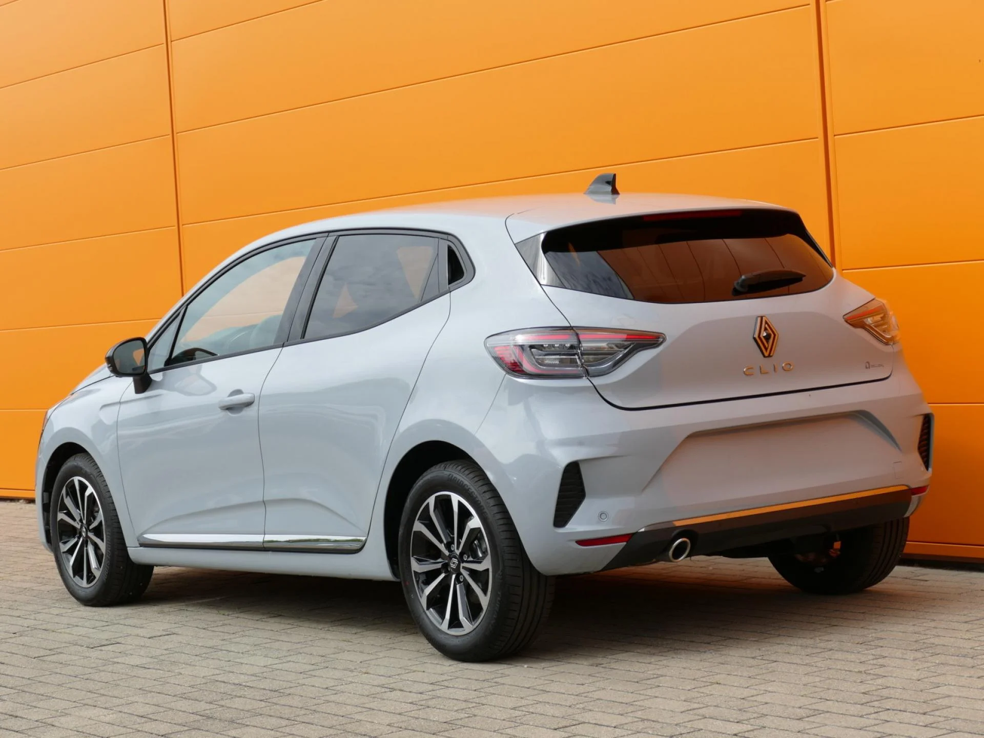RENAULT CLIO - Miniature 4 sur 31 - Cliquer pour voir cette photo