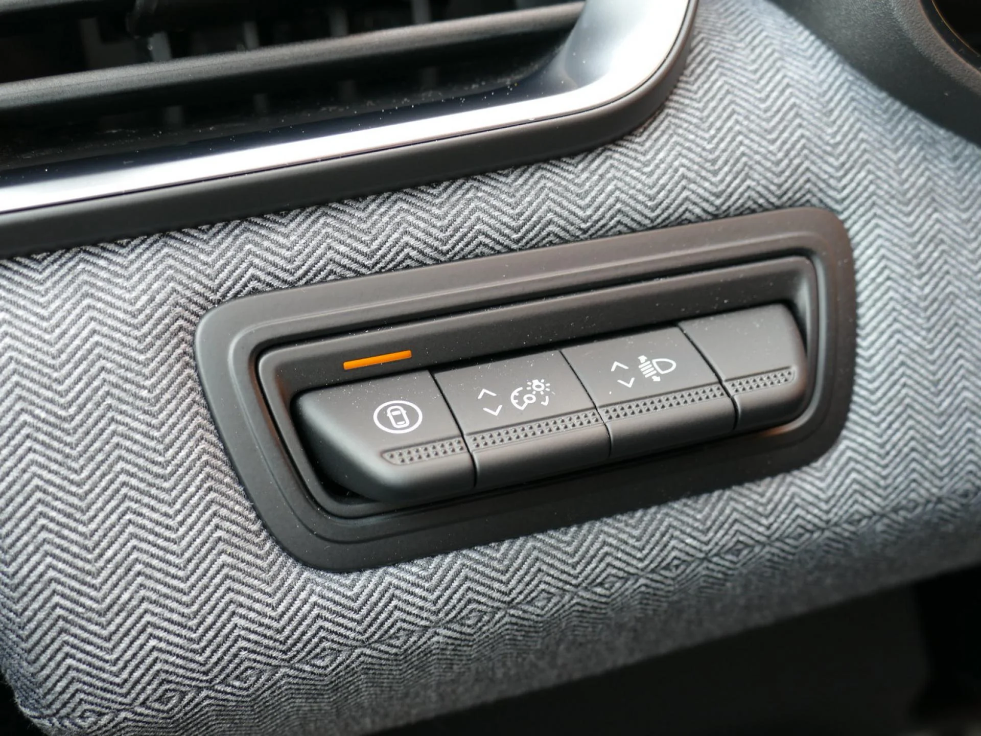 RENAULT CLIO - Miniature 18 sur 29 - Cliquer pour voir cette photo