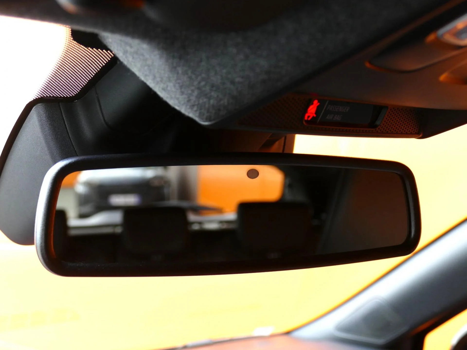 RENAULT CLIO - Miniature 23 sur 32 - Cliquer pour voir cette photo