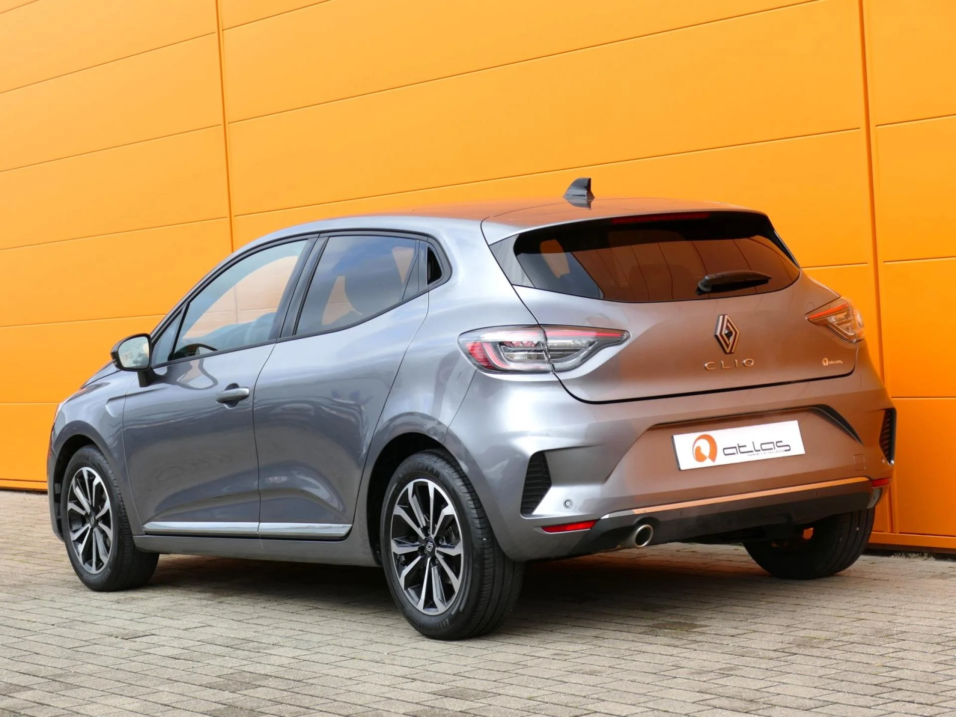 RENAULT CLIO - Miniature 4 sur 32 - Cliquer pour voir cette photo