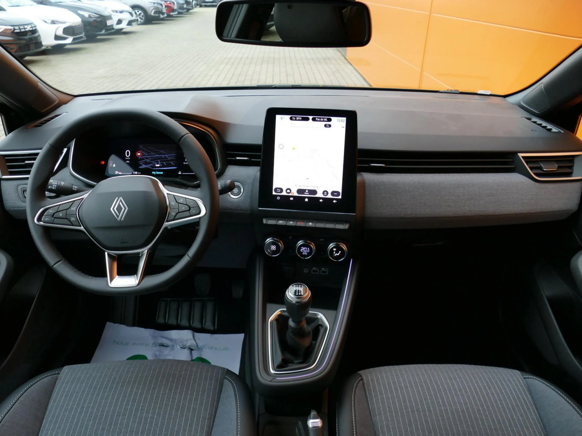 RENAULT CLIO - Miniature 6 sur 34 - Cliquer pour voir cette photo