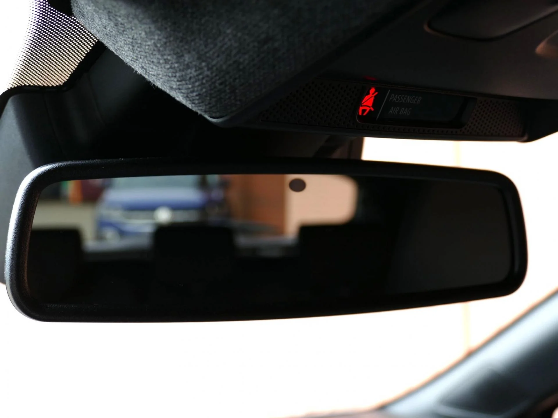 RENAULT CLIO - Miniature 23 sur 31 - Cliquer pour voir cette photo