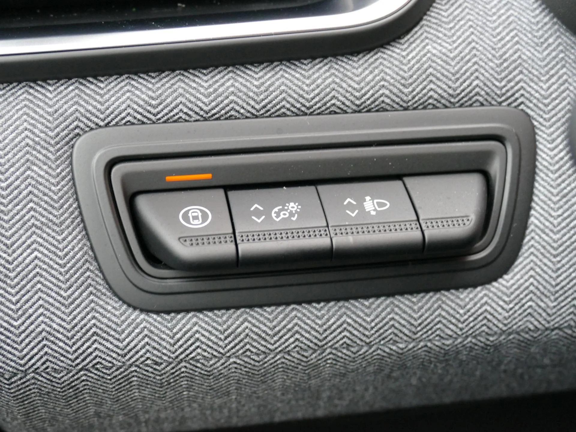 RENAULT CLIO - Miniature 22 sur 31 - Cliquer pour voir cette photo