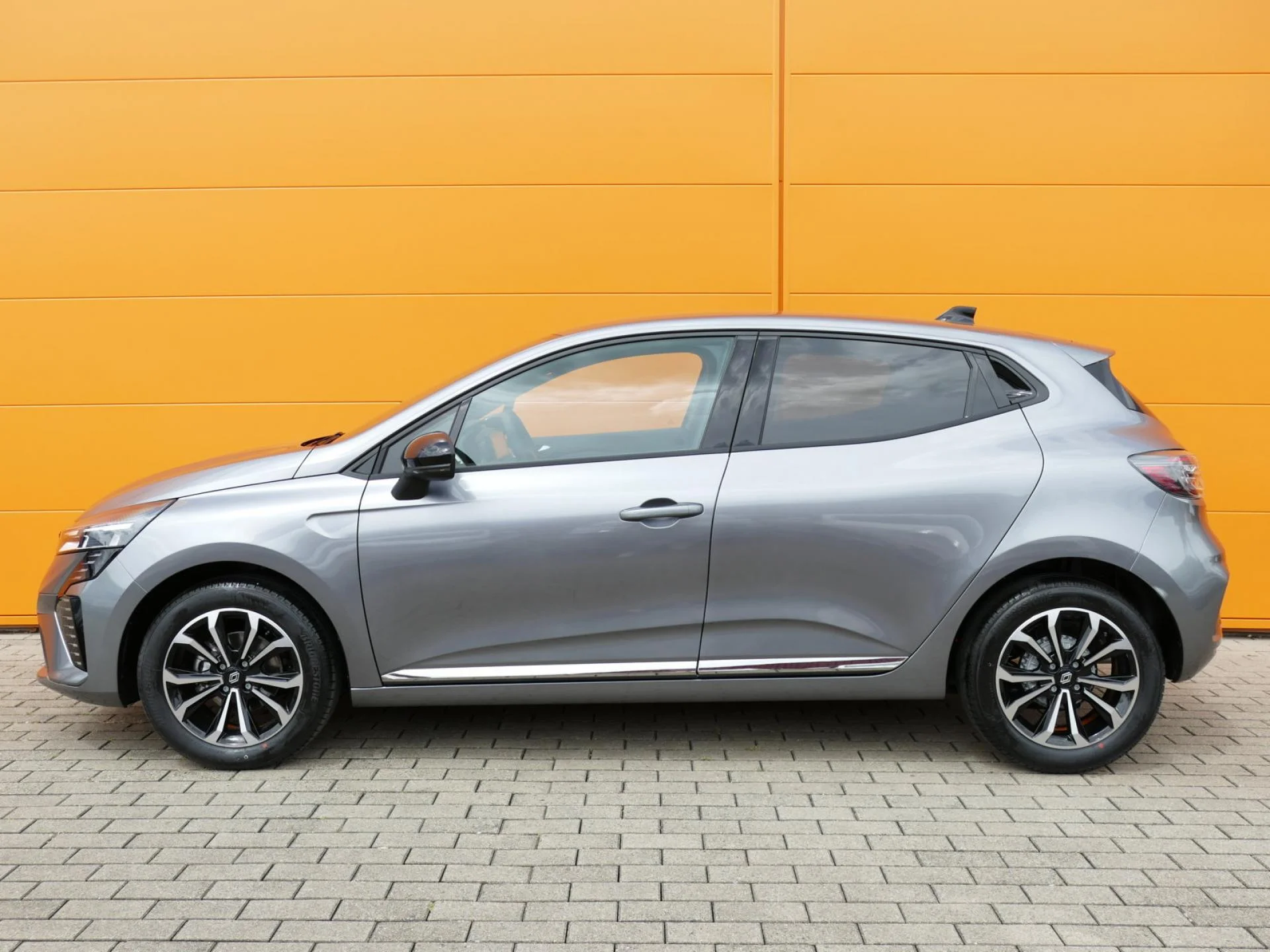 RENAULT CLIO - Miniature 3 sur 30 - Cliquer pour voir cette photo