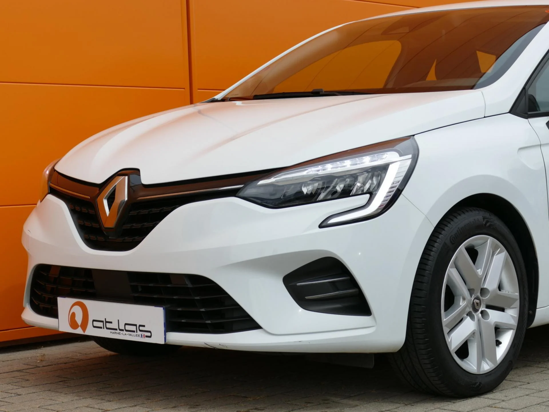 RENAULT CLIO - Miniature 27 sur 32 - Cliquer pour voir cette photo