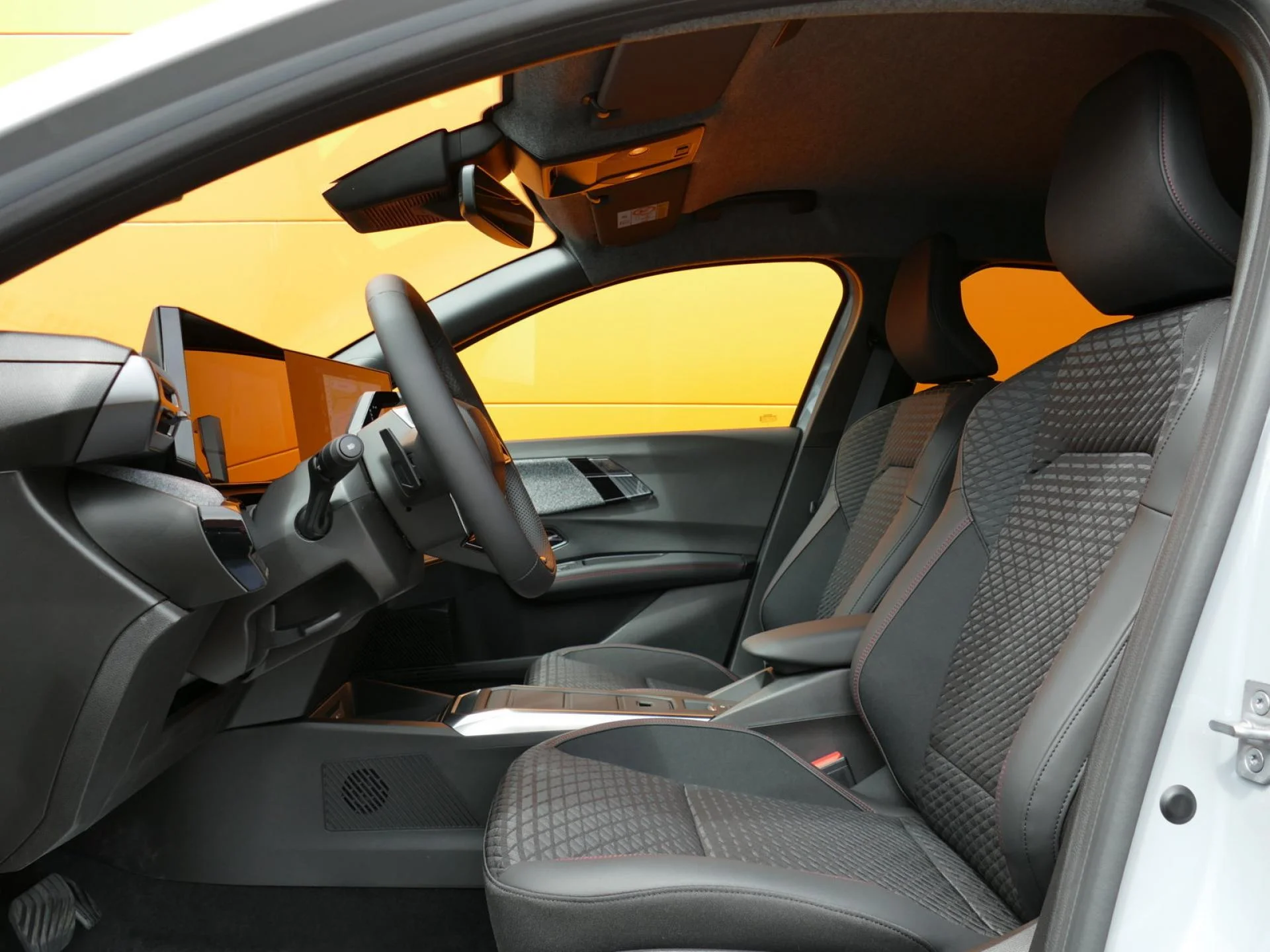 RENAULT CLIO - Miniature 6 sur 32 - Cliquer pour voir cette photo