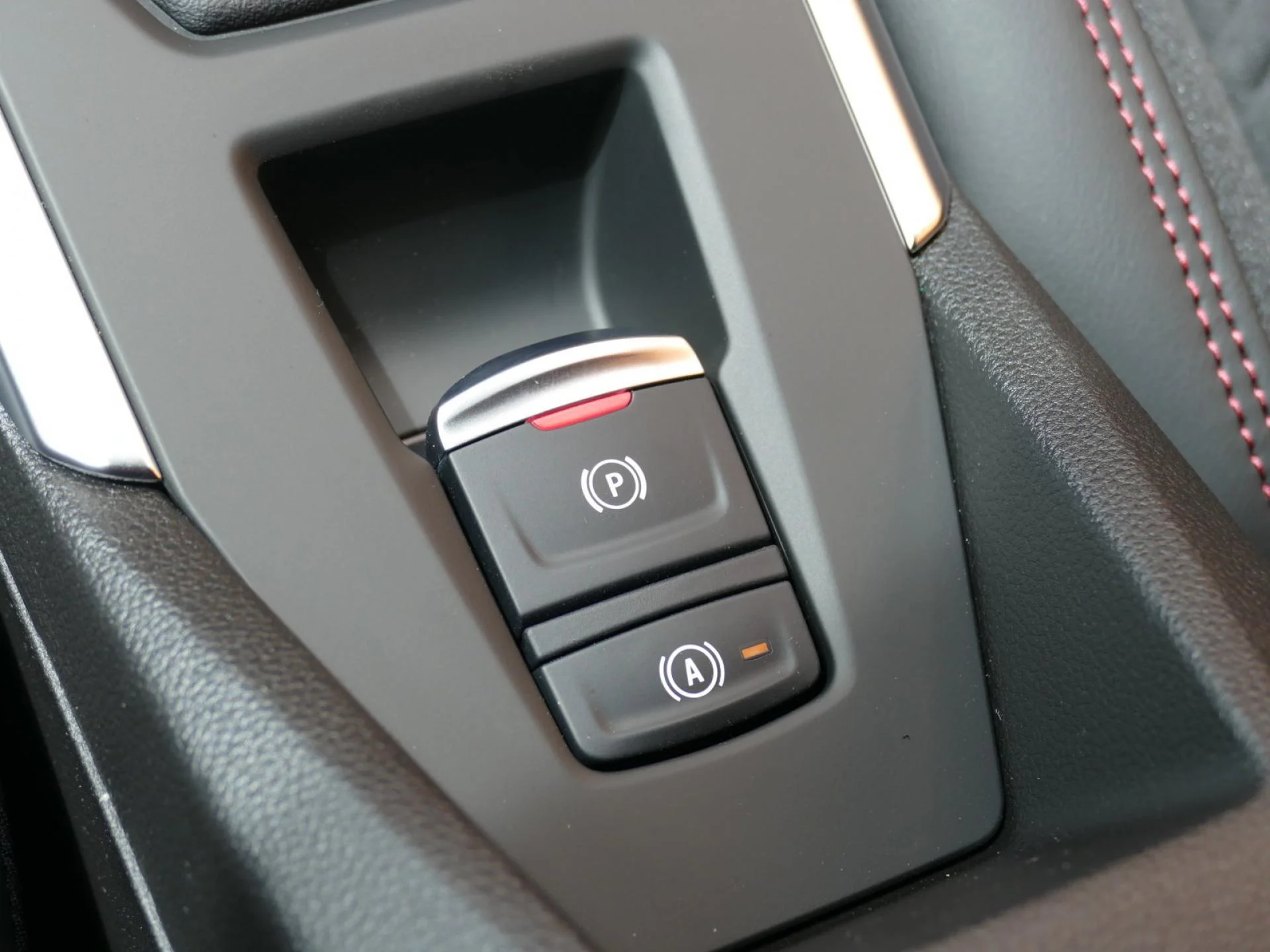 RENAULT CLIO - Miniature 25 sur 33 - Cliquer pour voir cette photo