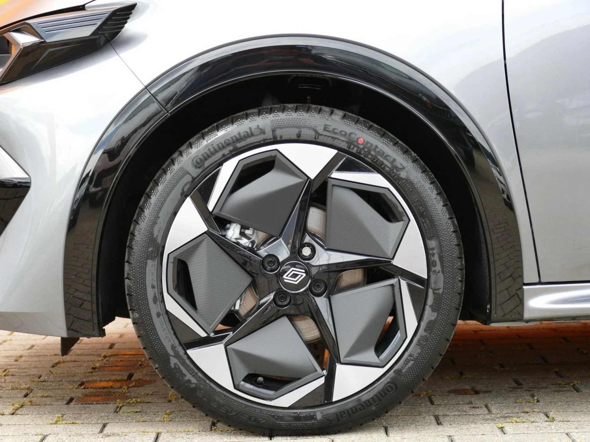 RENAULT CLIO - Miniature 32 sur 33 - Cliquer pour voir cette photo