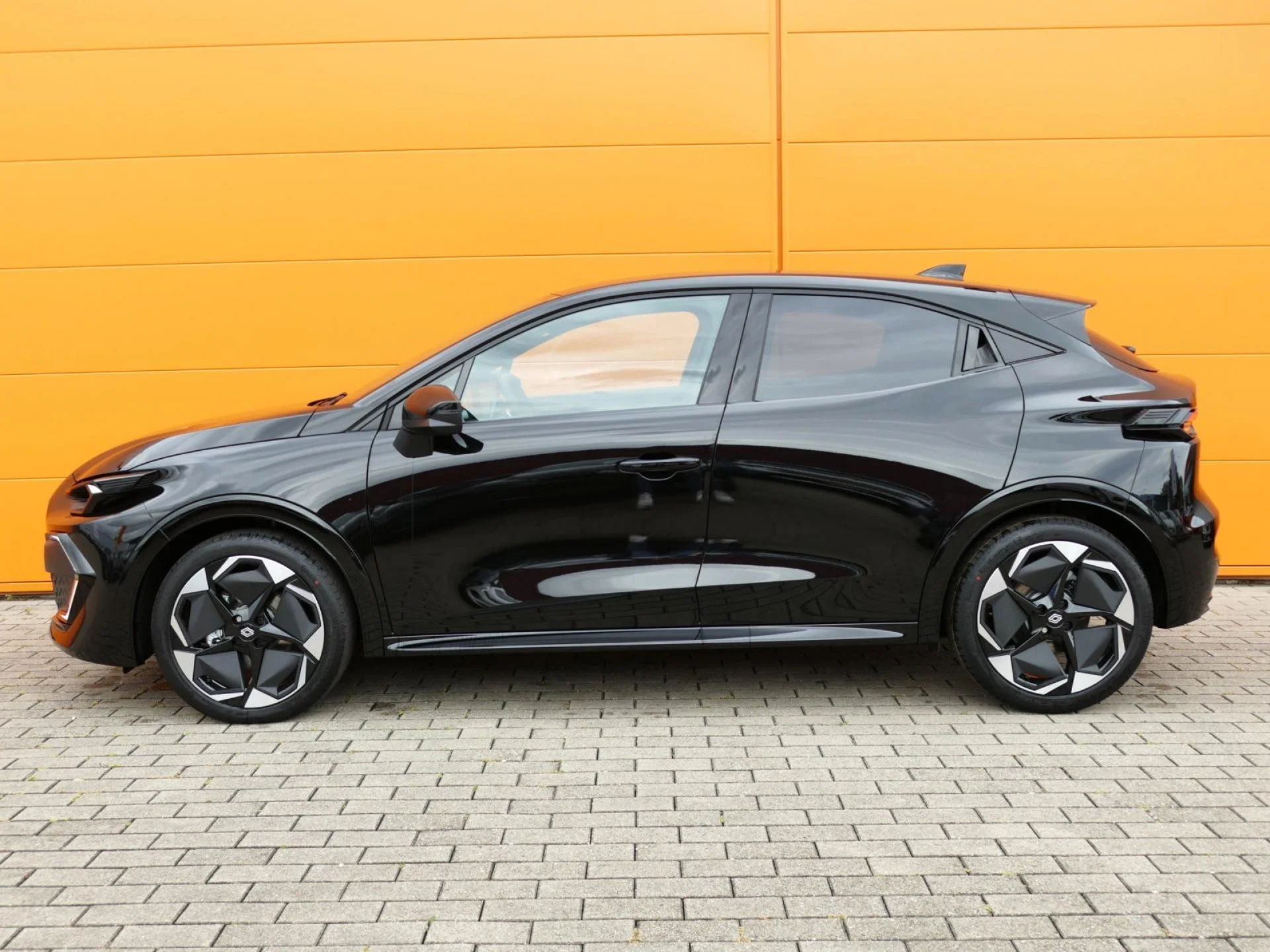 RENAULT CLIO - Miniature 5 sur 33 - Cliquer pour voir cette photo