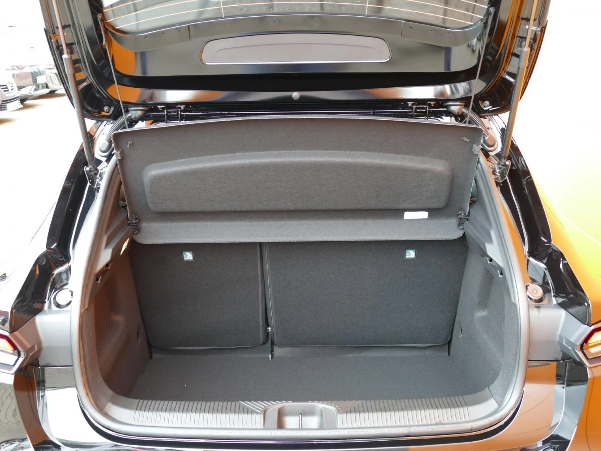 RENAULT CLIO - Miniature 9 sur 33 - Cliquer pour voir cette photo