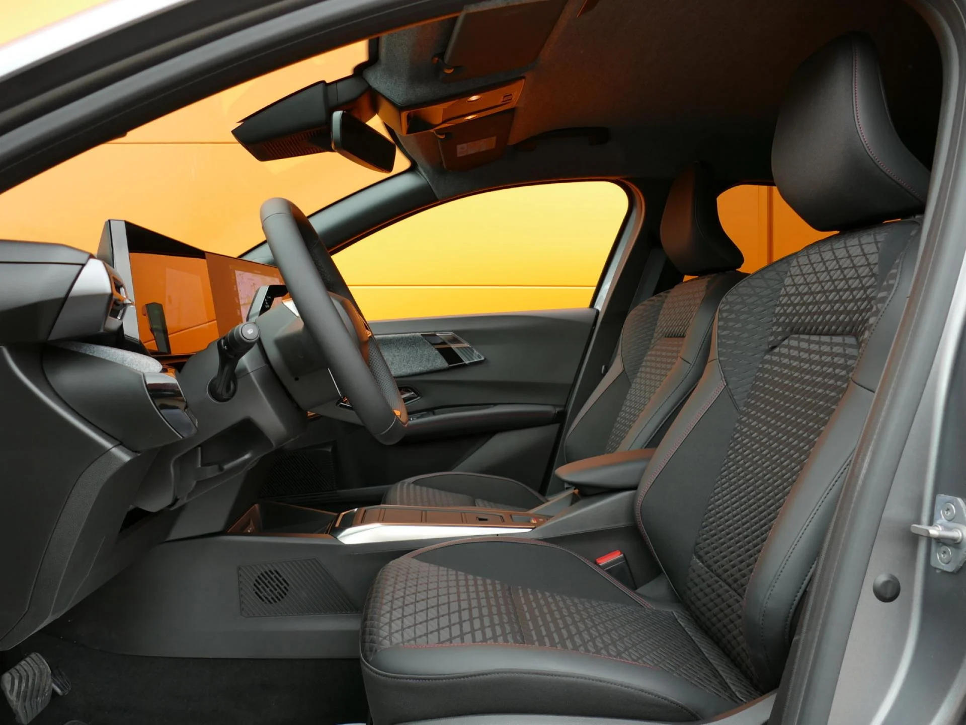 RENAULT CLIO - Miniature 6 sur 32 - Cliquer pour voir cette photo