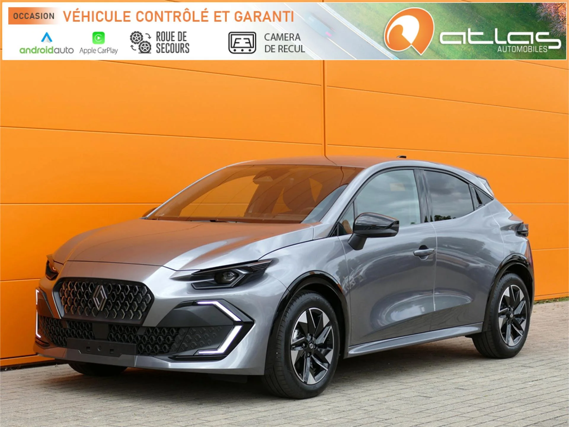 RENAULT CLIO - Miniature 2 sur 32 - Cliquer pour voir cette photo