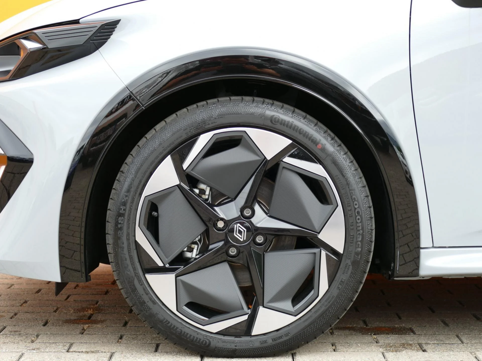 RENAULT CLIO - Miniature 31 sur 32 - Cliquer pour voir cette photo