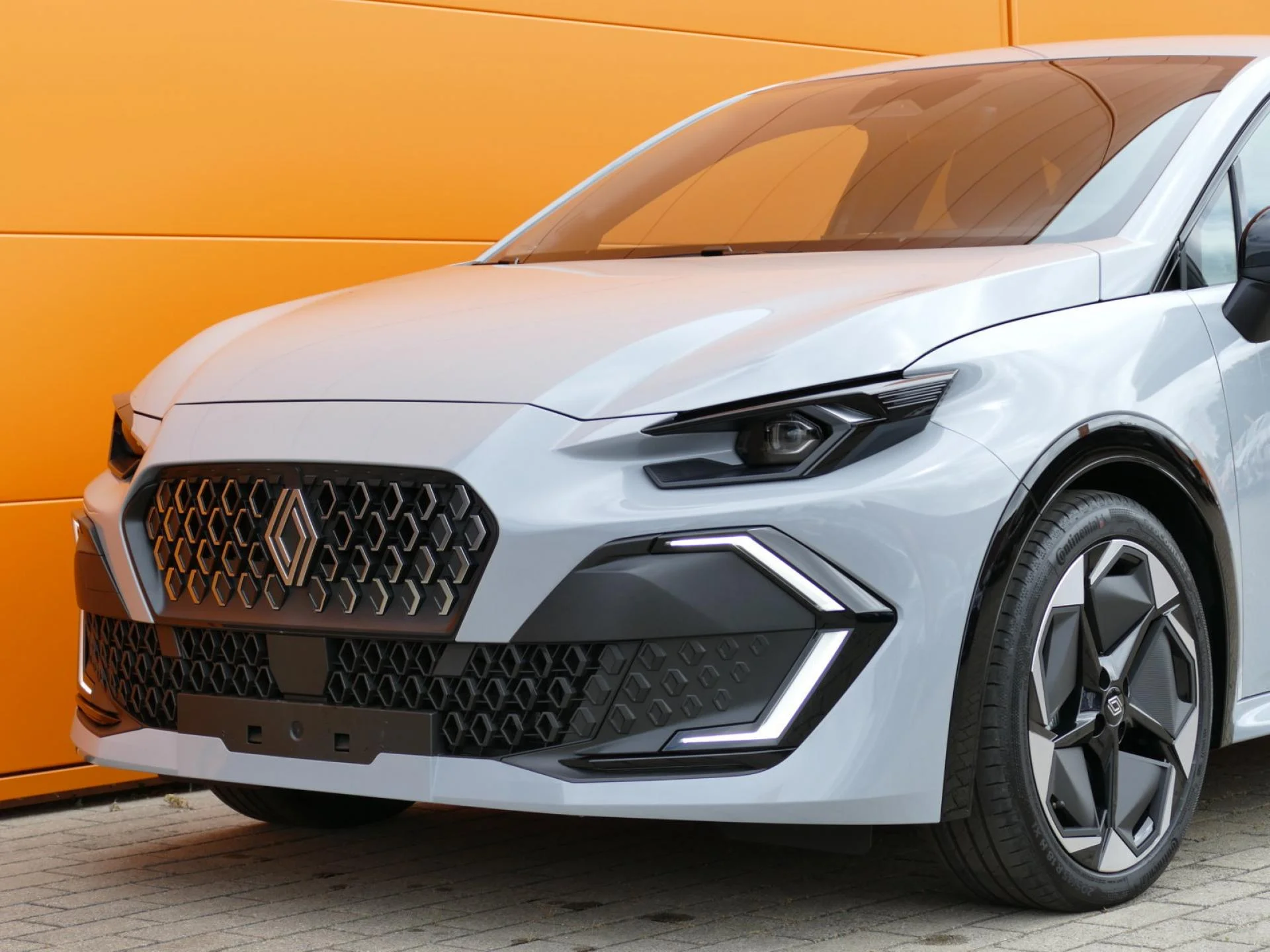 RENAULT CLIO - Miniature 26 sur 32 - Cliquer pour voir cette photo
