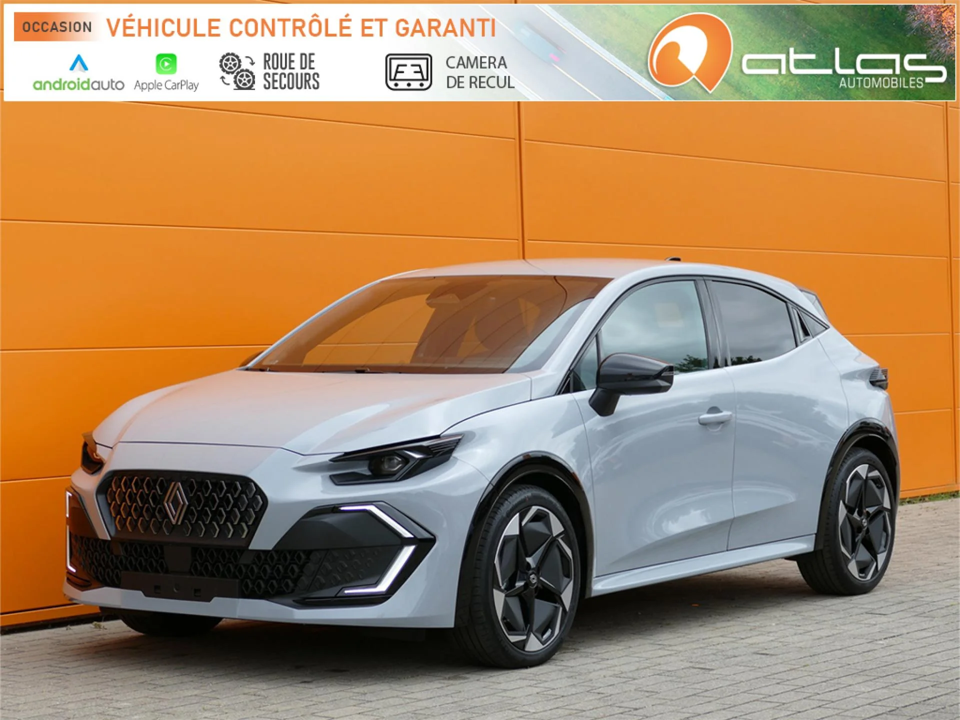 RENAULT CLIO - Miniature 2 sur 32 - Cliquer pour voir cette photo