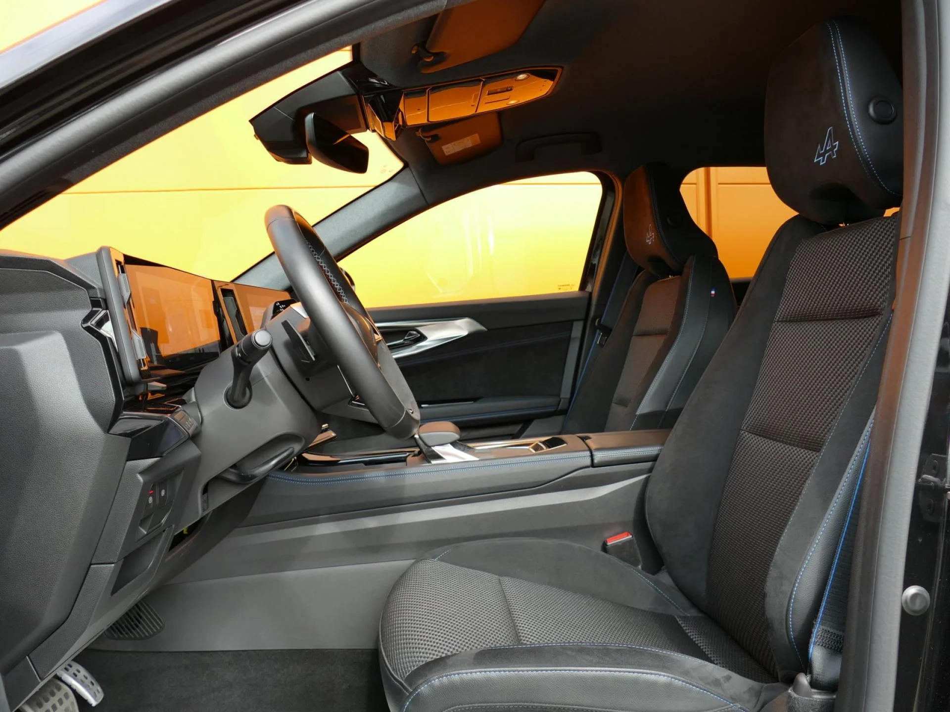 RENAULT ESPACE - Miniature 6 sur 32 - Cliquer pour voir cette photo
