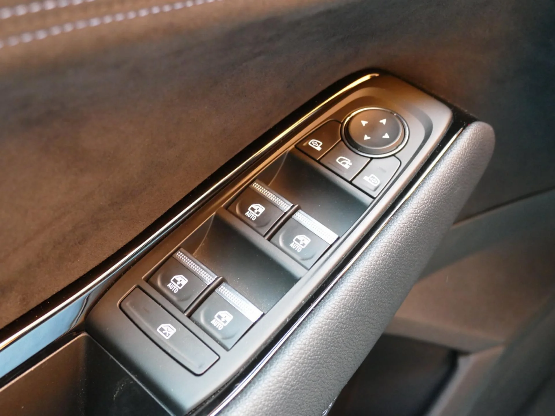 RENAULT ESPACE - Miniature 22 sur 32 - Cliquer pour voir cette photo