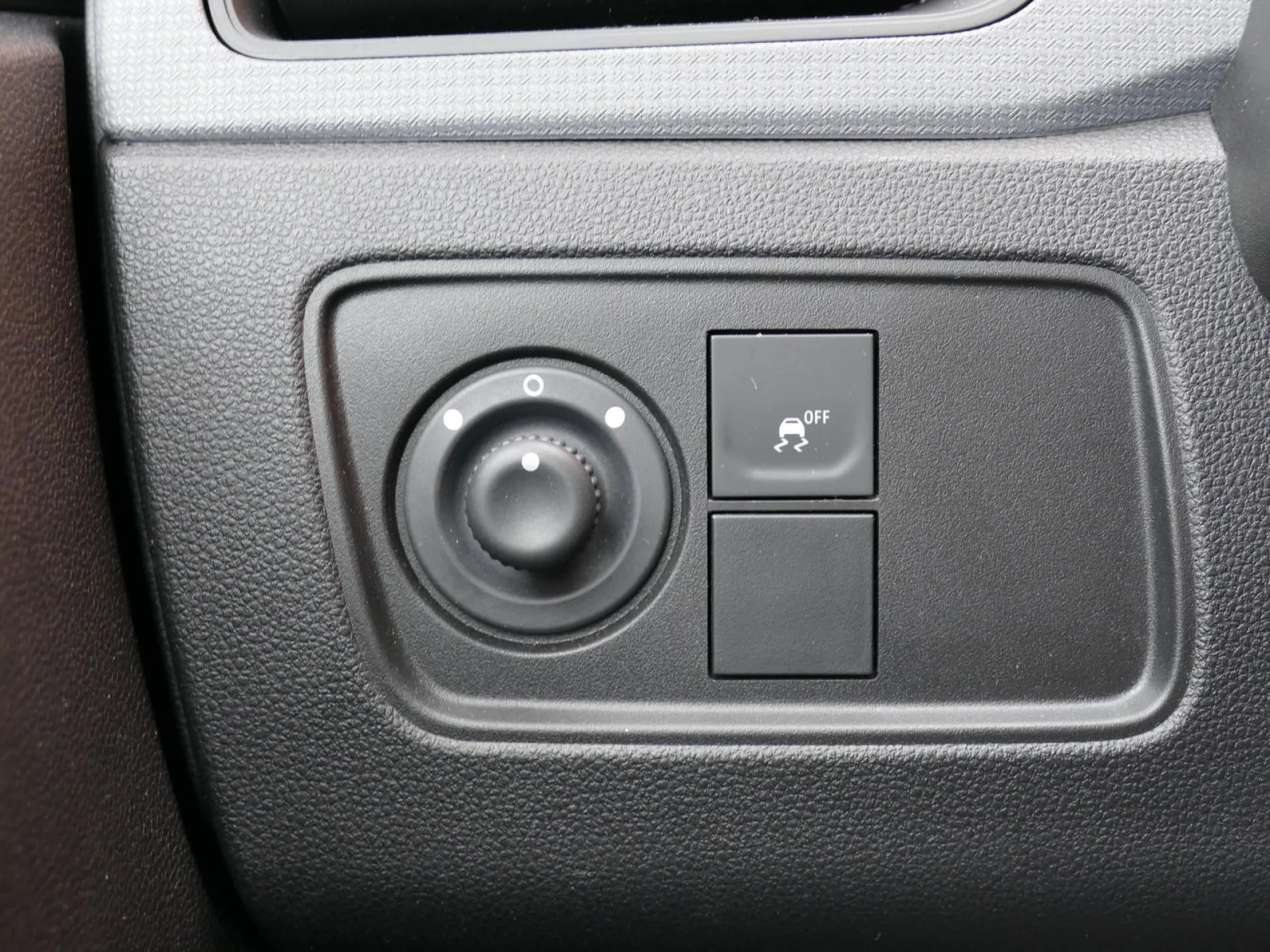 RENAULT EXPRESS - Miniature 12 sur 19 - Cliquer pour voir cette photo