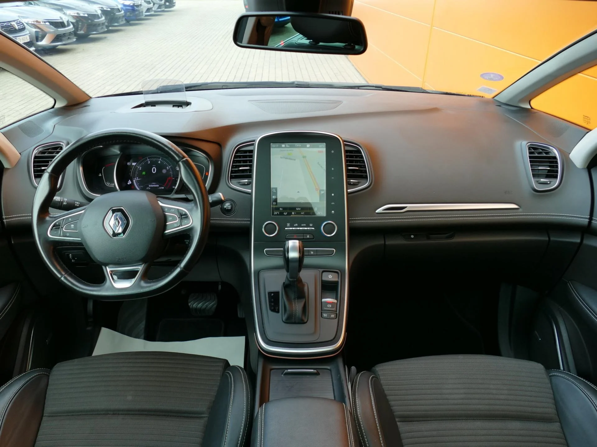 RENAULT GRAND SCENIC - Miniature 5 sur 32 - Cliquer pour voir cette photo