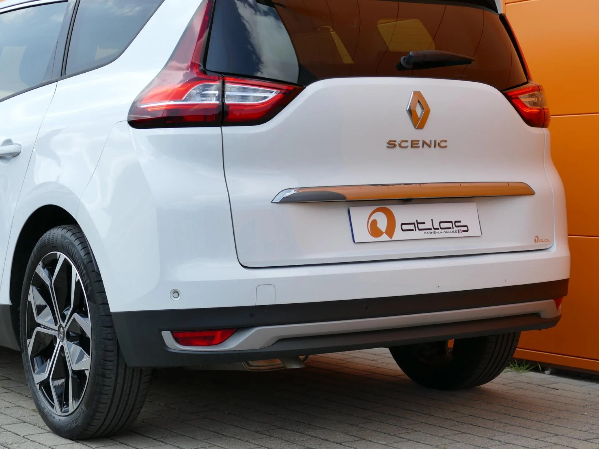 RENAULT GRAND SCENIC - Miniature 28 sur 32 - Cliquer pour voir cette photo
