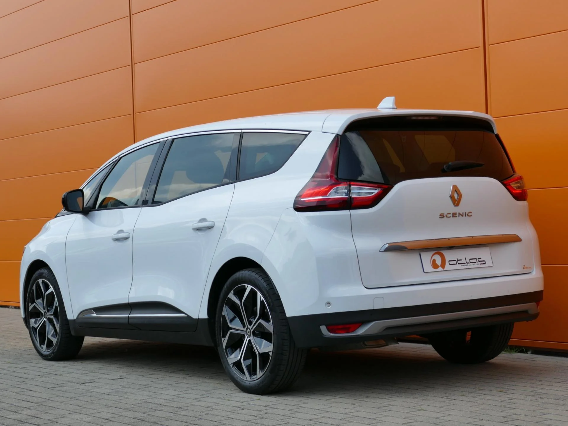 RENAULT GRAND SCENIC - Miniature 4 sur 32 - Cliquer pour voir cette photo